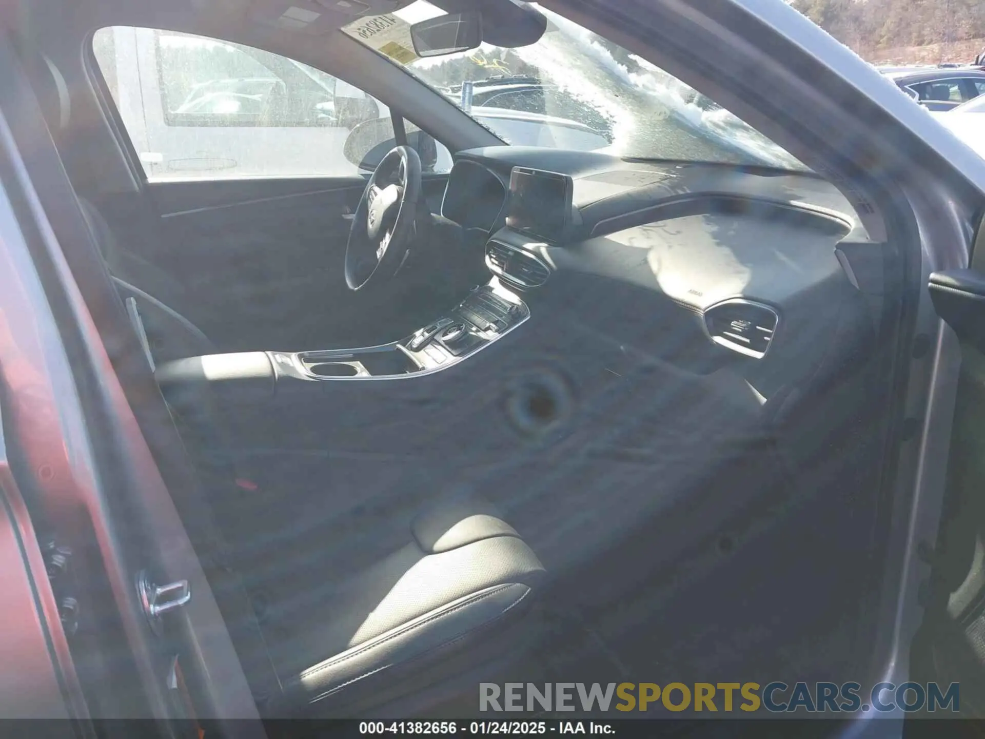 5 Photograph of a damaged car 5NMS64AJ2PH608408 HYUNDAI SANTA FE 2023