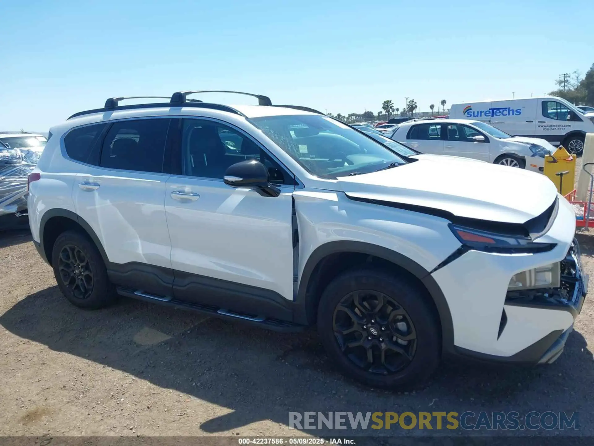 14 Photograph of a damaged car 5NMS6DAJ2PH497844 HYUNDAI SANTA FE 2023