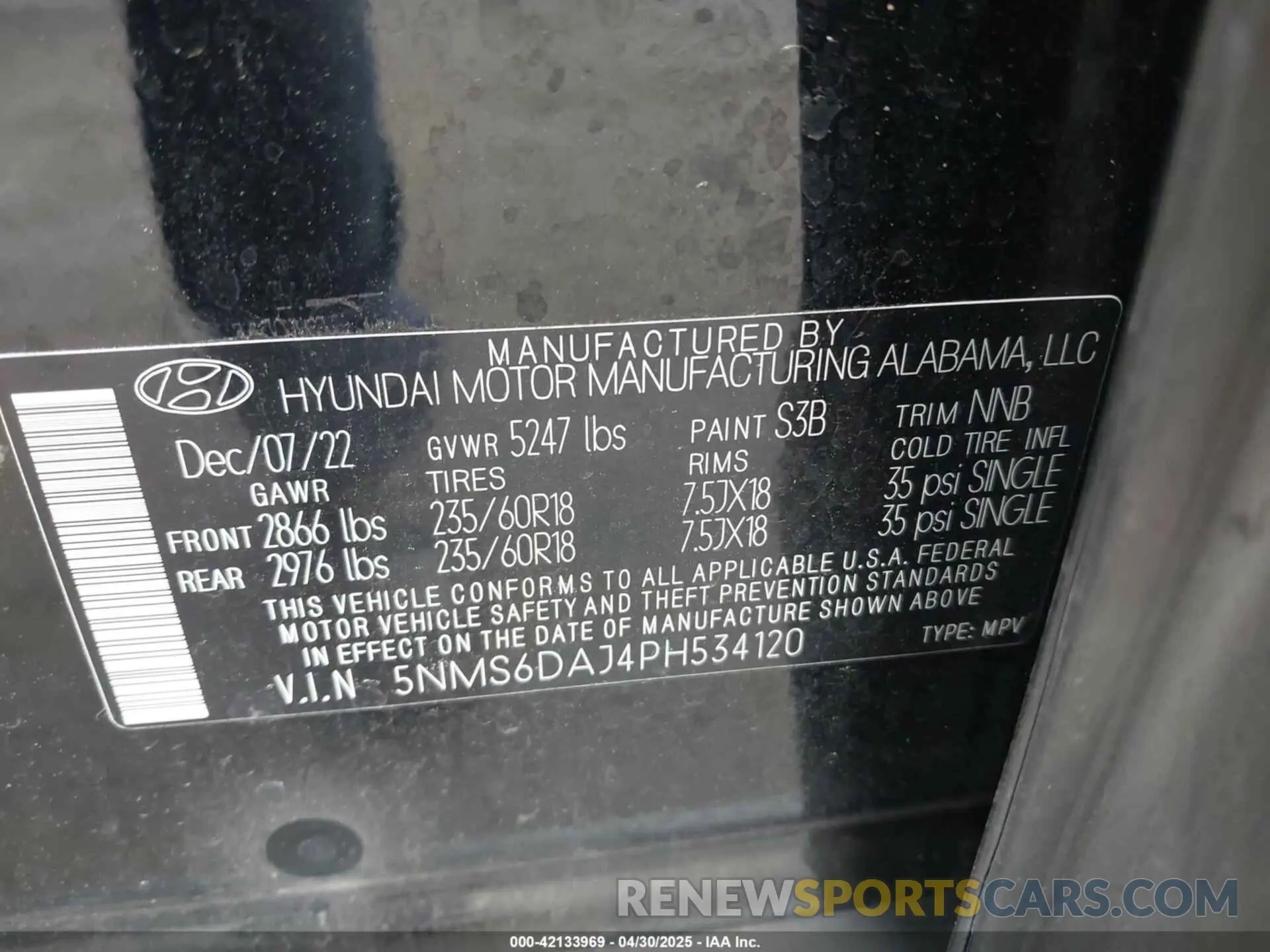 9 Photograph of a damaged car 5NMS6DAJ4PH534120 HYUNDAI SANTA FE 2023