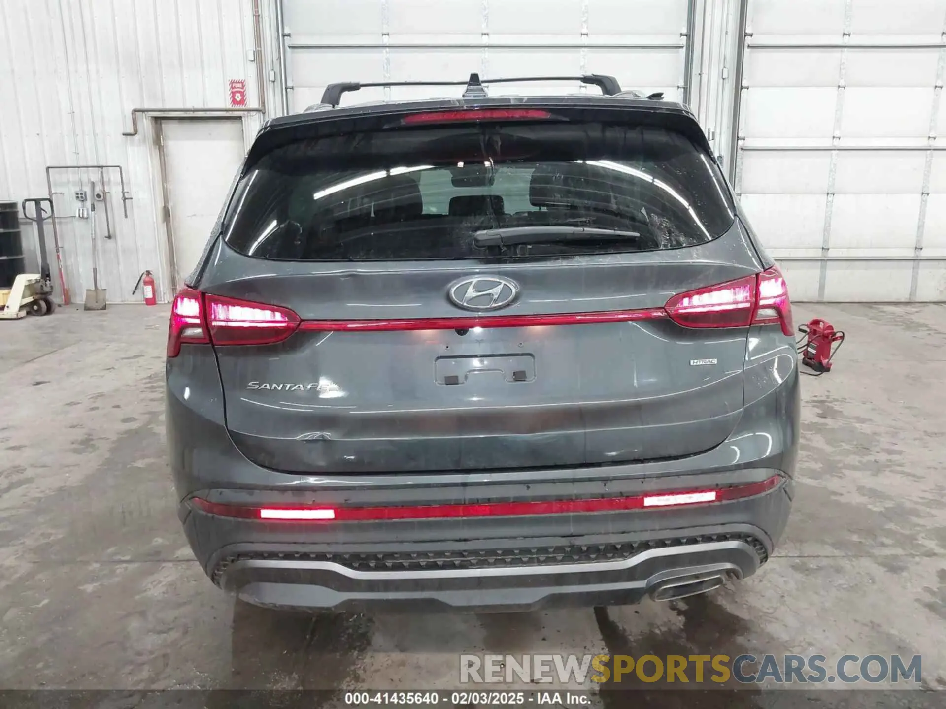 16 Photograph of a damaged car 5NMS6DAJ4PH626148 HYUNDAI SANTA FE 2023
