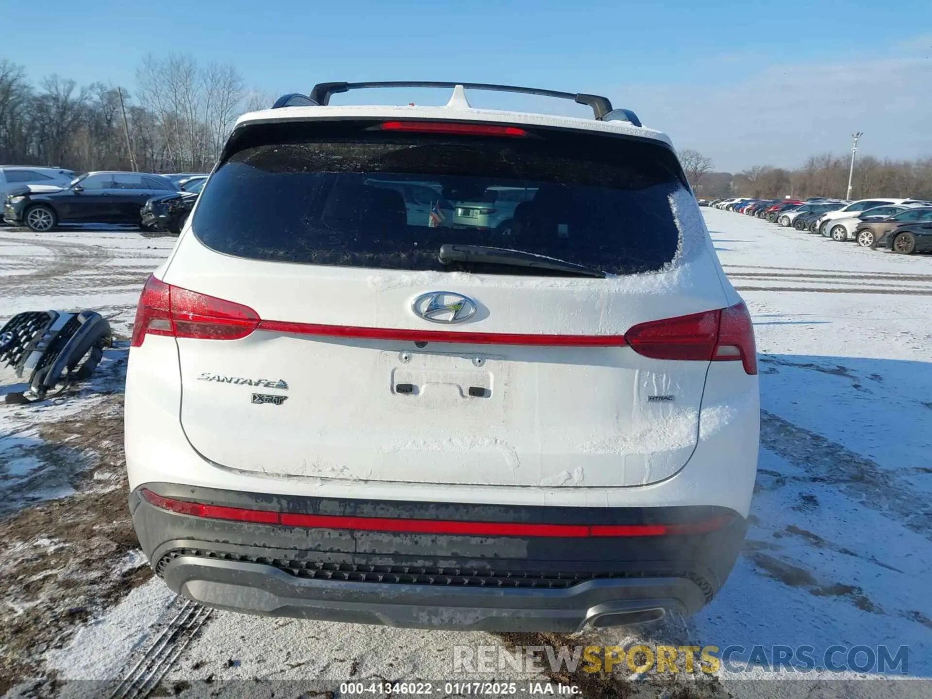 17 Photograph of a damaged car 5NMS6DAJ7PH572862 HYUNDAI SANTA FE 2023