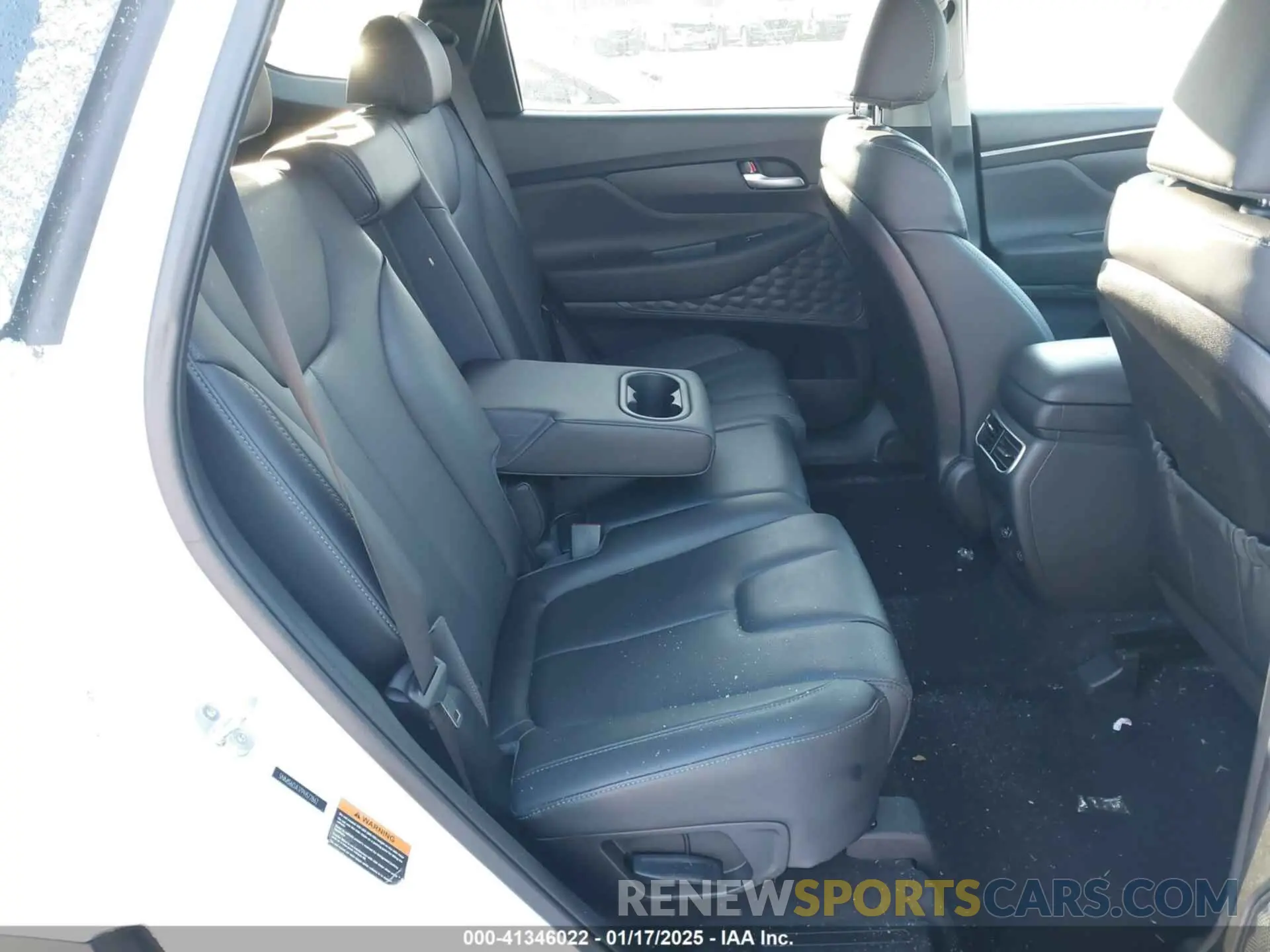 8 Photograph of a damaged car 5NMS6DAJ7PH572862 HYUNDAI SANTA FE 2023