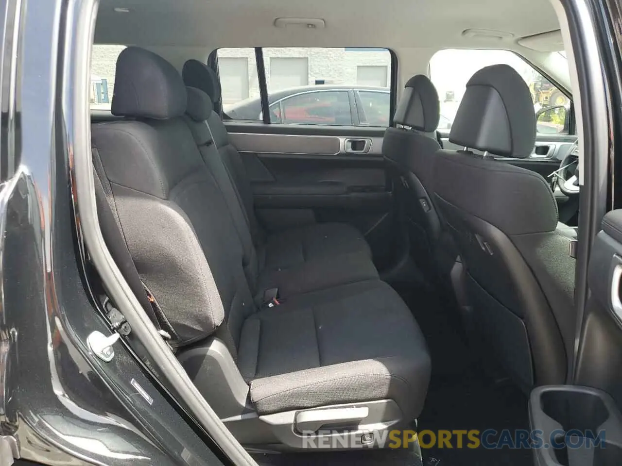 11 Photograph of a damaged car 5NMP14GL3RH016936 HYUNDAI SANTA FE 2024