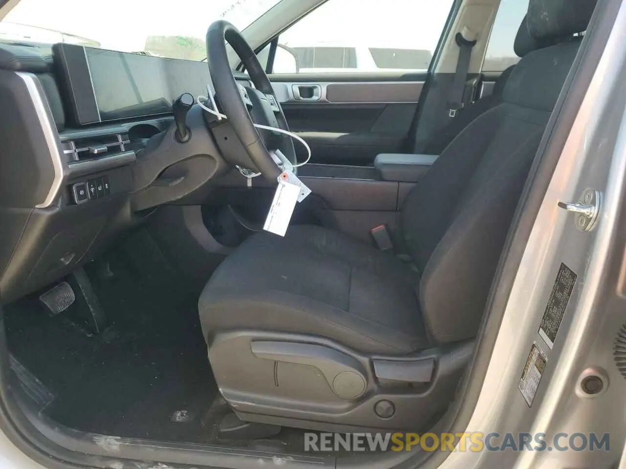 7 Photograph of a damaged car 5NMP14GL5RH018378 HYUNDAI SANTA FE 2024