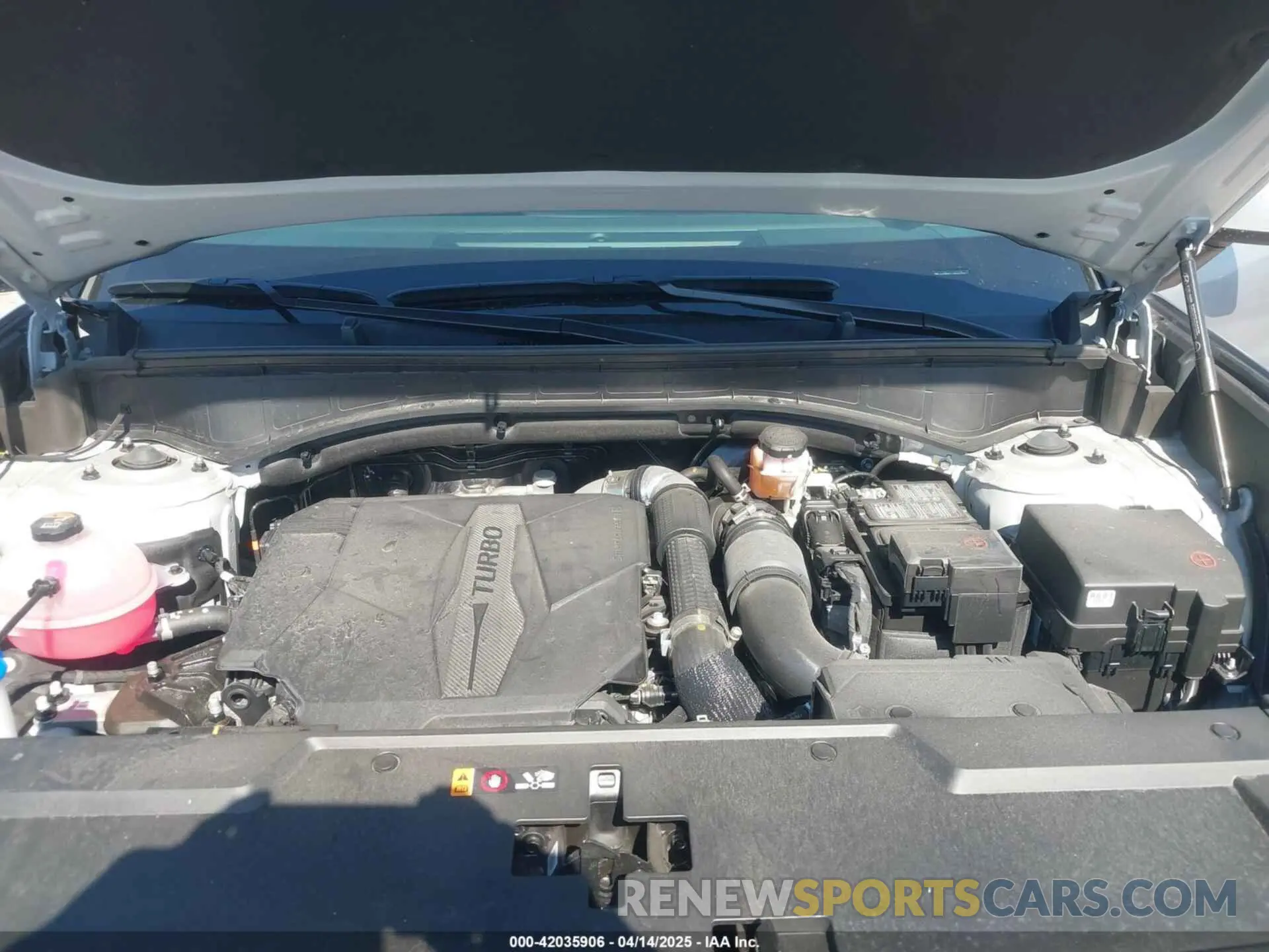 10 Photograph of a damaged car 5NMP14GLXRH067723 HYUNDAI SANTA FE 2024