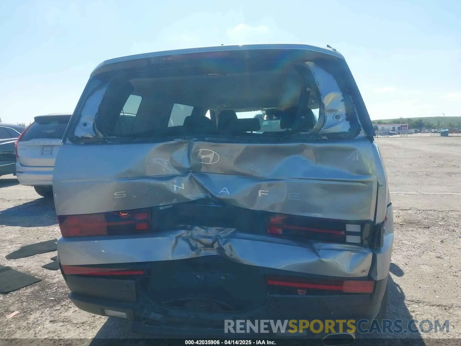 16 Photograph of a damaged car 5NMP14GLXRH067723 HYUNDAI SANTA FE 2024