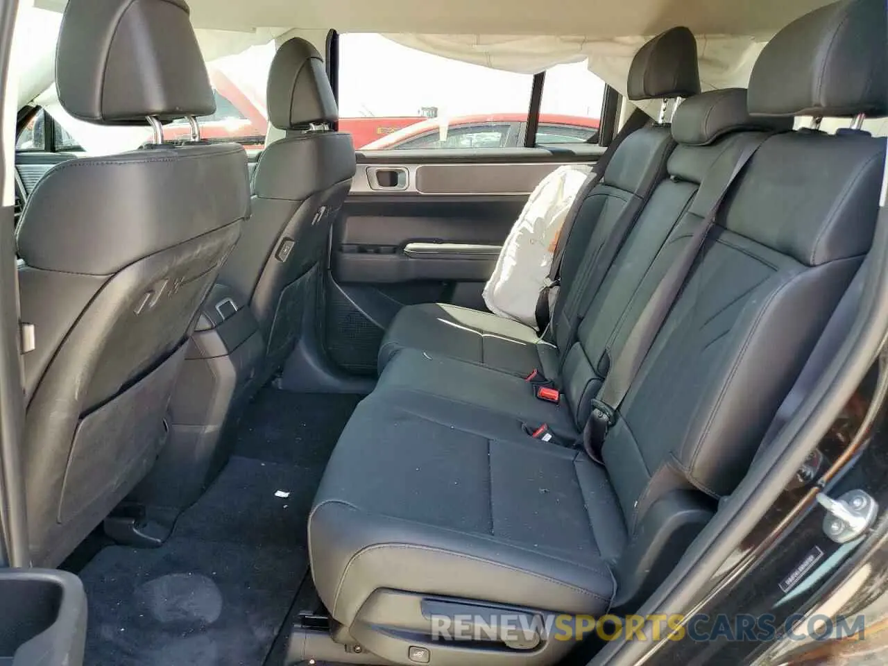 11 Photograph of a damaged car 5NMP24G10RH001189 HYUNDAI SANTA FE 2024
