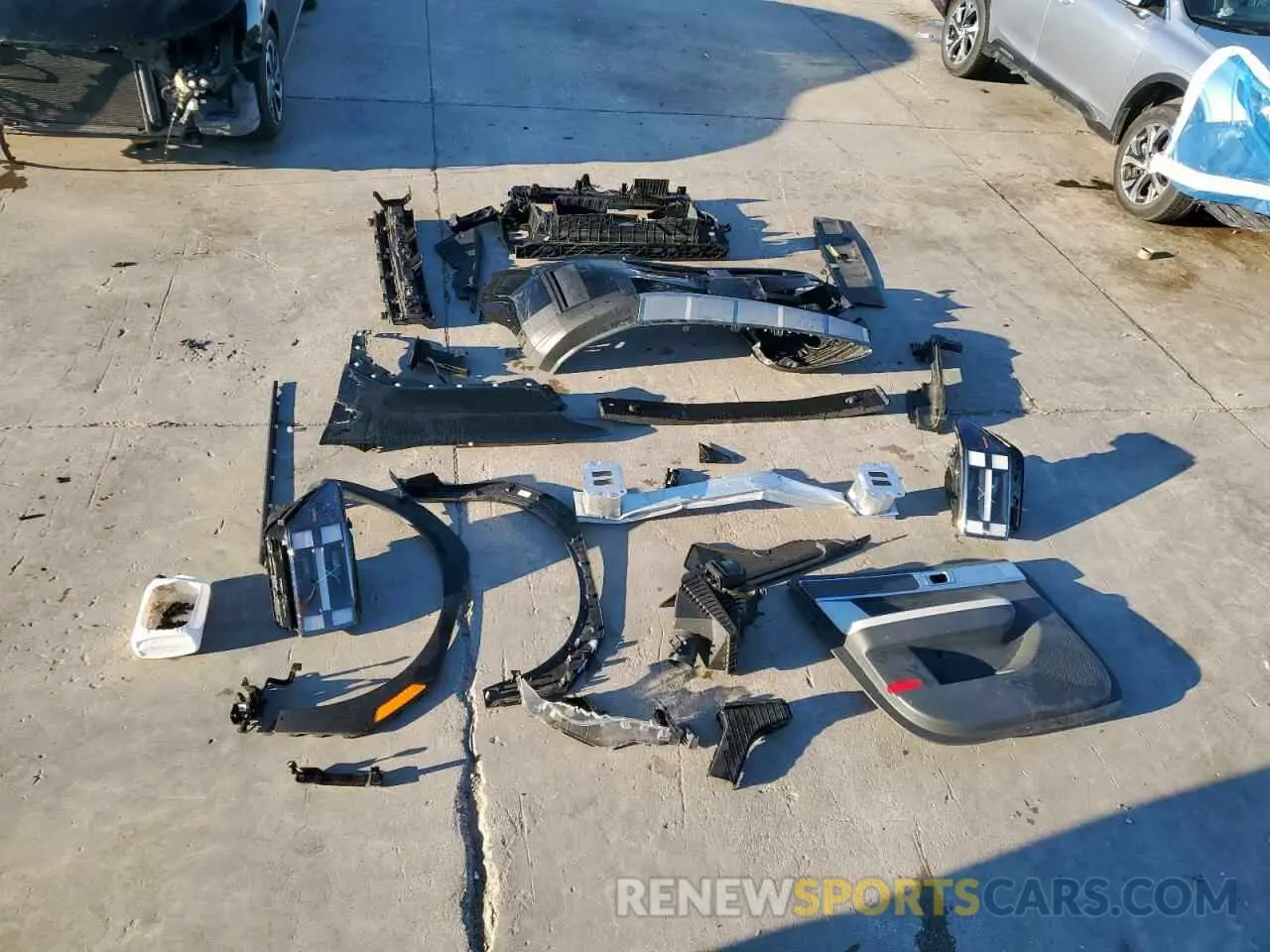 13 Photograph of a damaged car 5NMP24GL5RH003621 HYUNDAI SANTA FE 2024