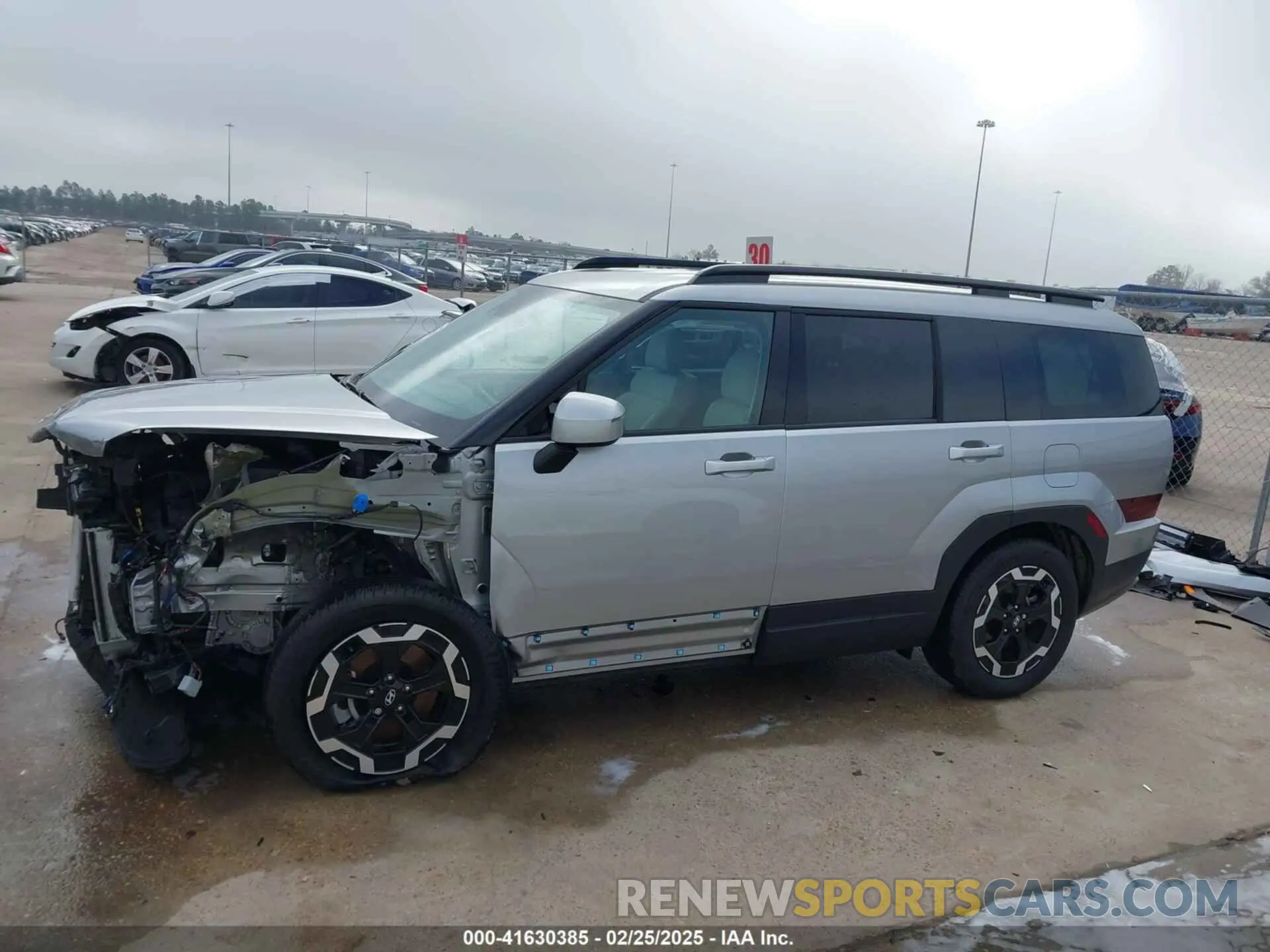 15 Photograph of a damaged car 5NMP24GL9RH022169 HYUNDAI SANTA FE 2024