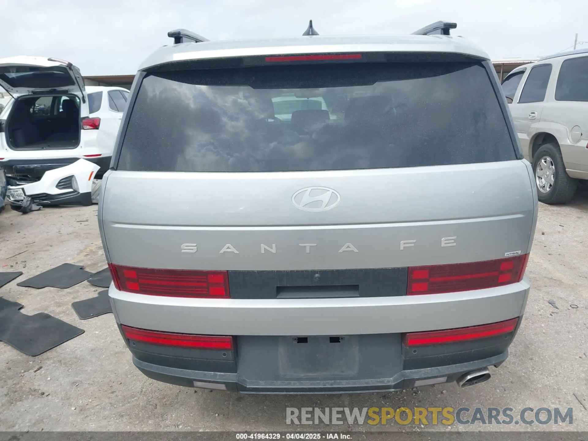 17 Photograph of a damaged car 5NMP2DGL0RH022786 HYUNDAI SANTA FE 2024