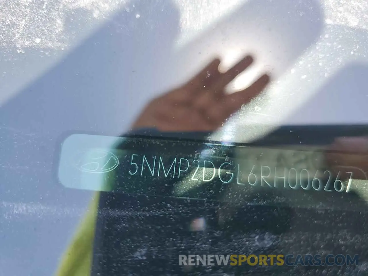 14 Photograph of a damaged car 5NMP2DGL6RH006267 HYUNDAI SANTA FE 2024