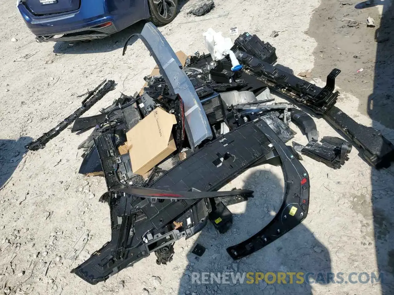 13 Photograph of a damaged car 5NMP34G17RH014874 HYUNDAI SANTA FE 2024