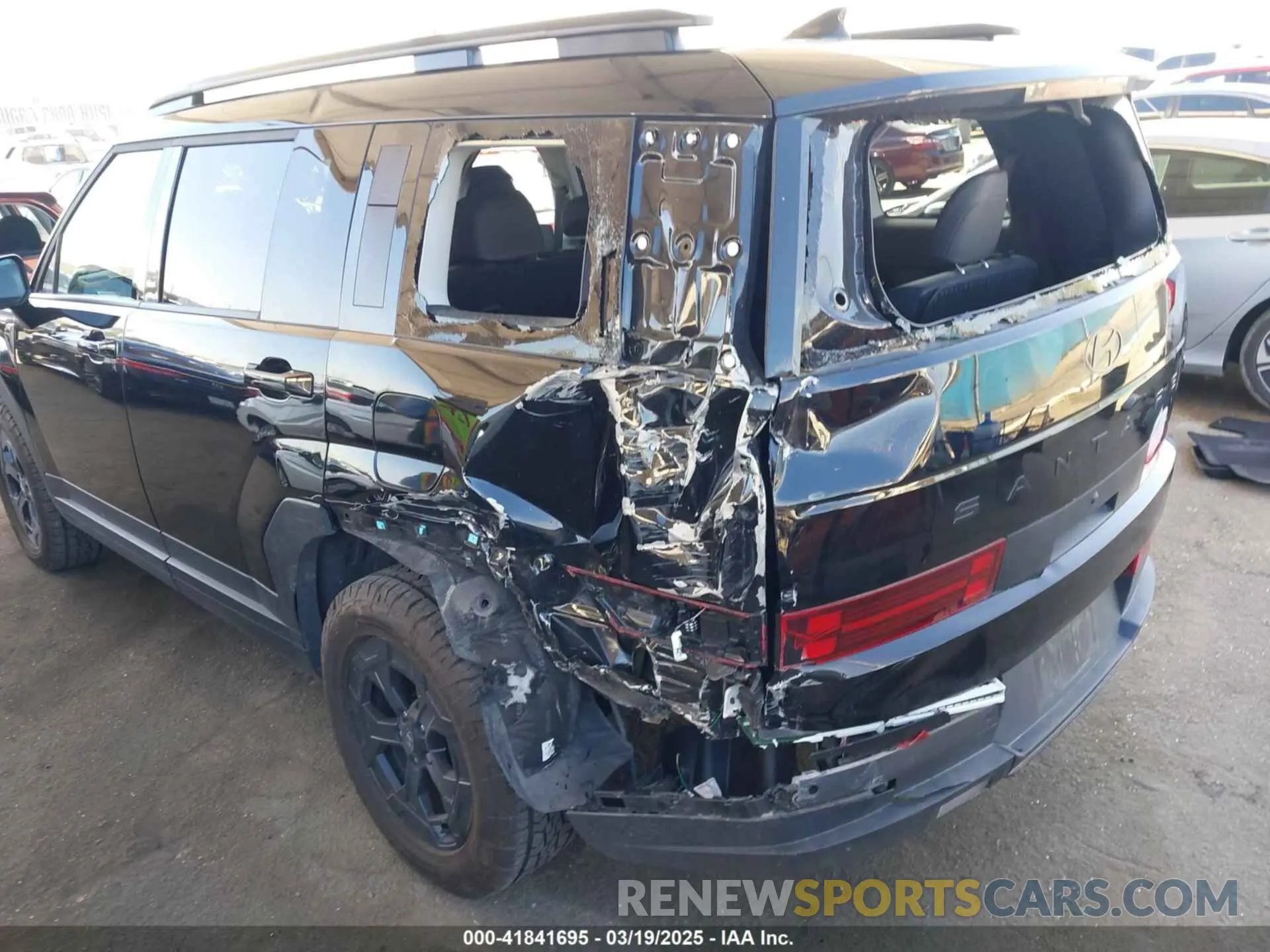 6 Photograph of a damaged car 5NMP3DGL6RH000370 HYUNDAI SANTA FE 2024