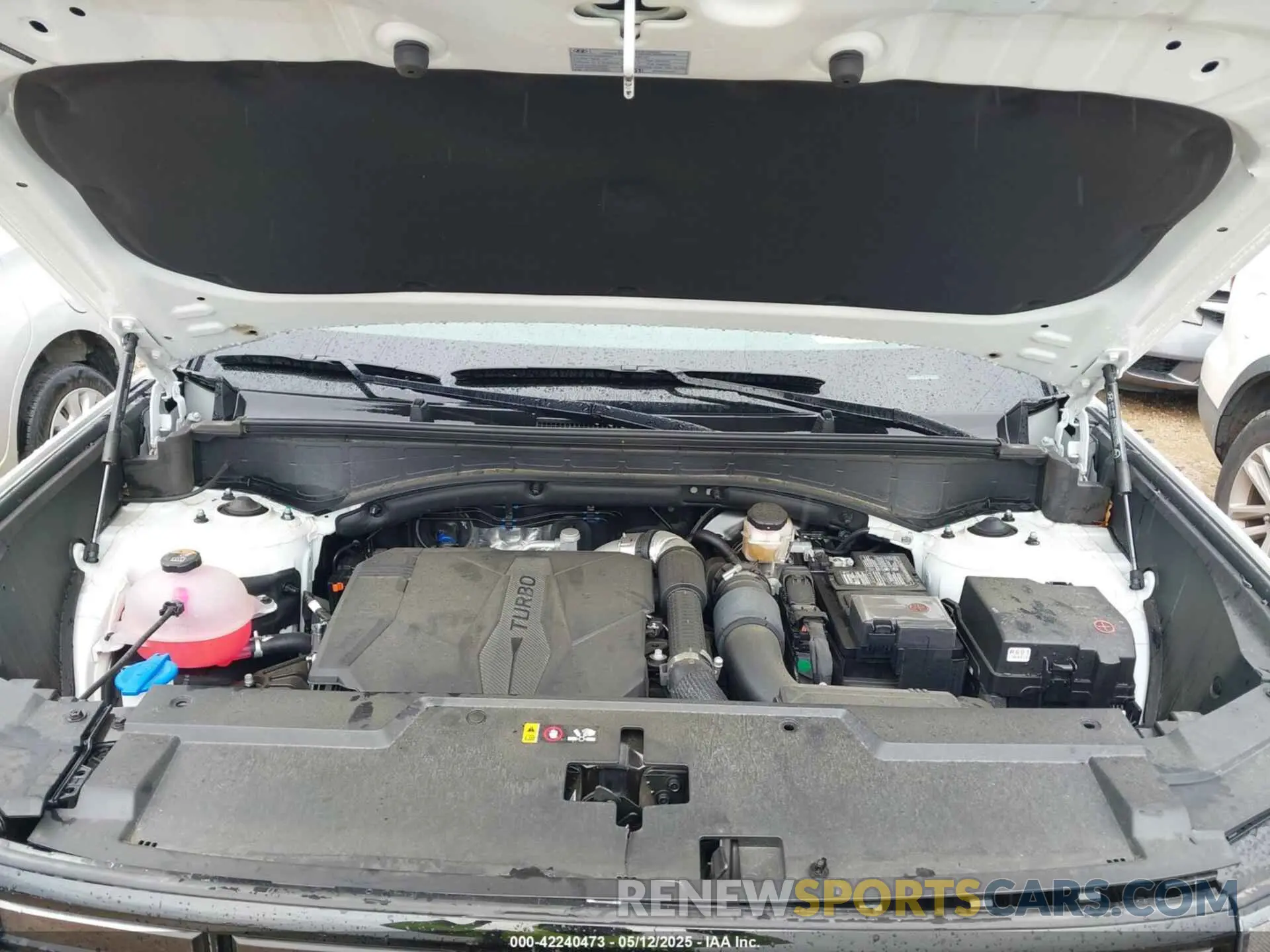 10 Photograph of a damaged car 5NMP3DGLXRH017575 HYUNDAI SANTA FE 2024