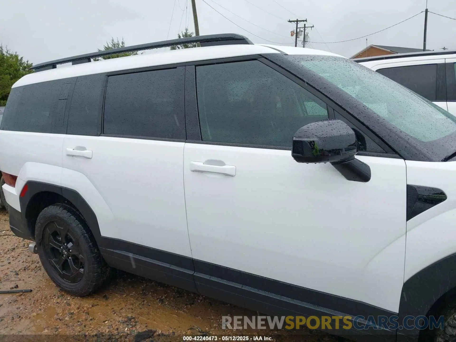 13 Photograph of a damaged car 5NMP3DGLXRH017575 HYUNDAI SANTA FE 2024