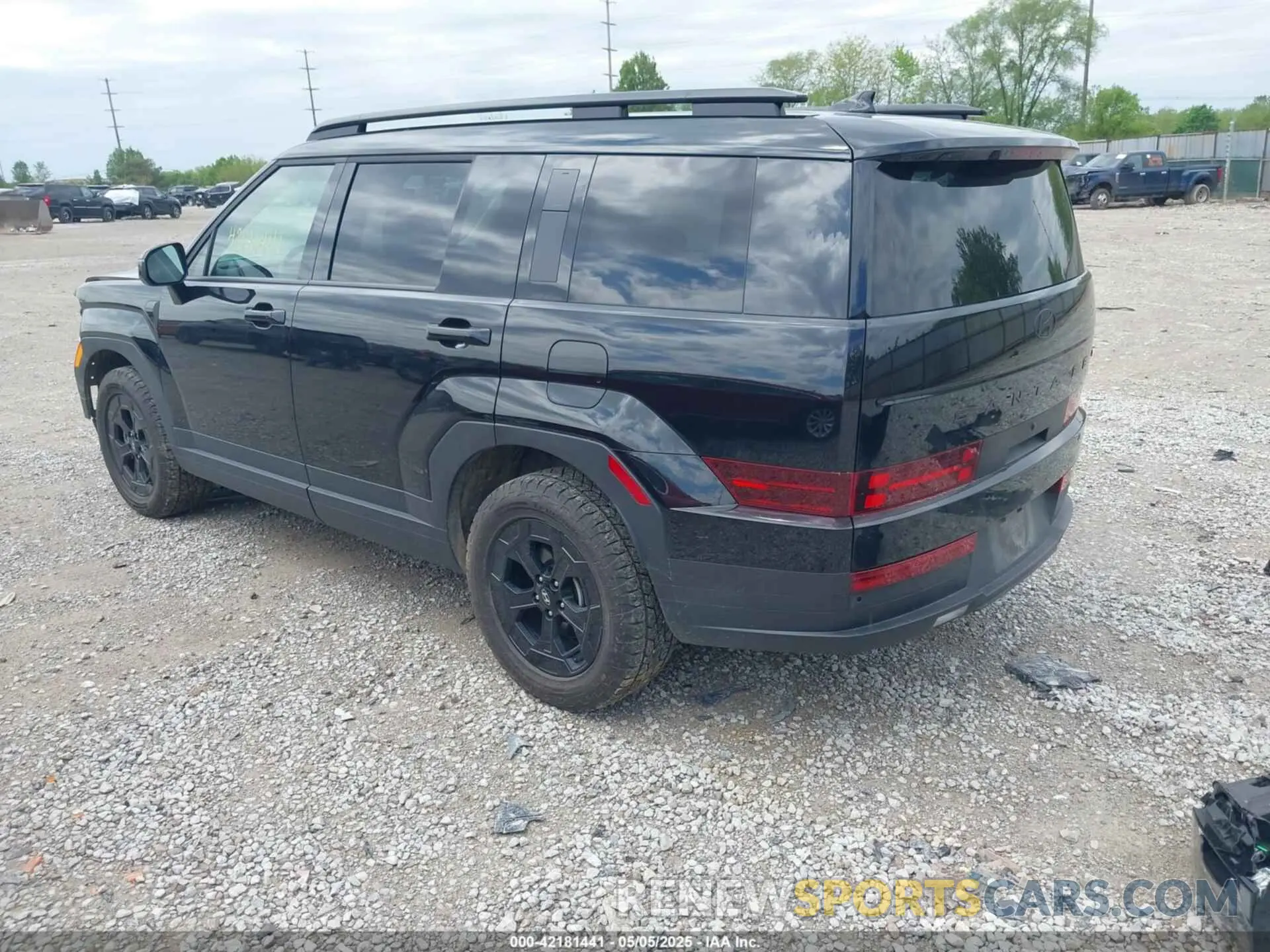 3 Photograph of a damaged car 5NMP3DGLXRH025966 HYUNDAI SANTA FE 2024
