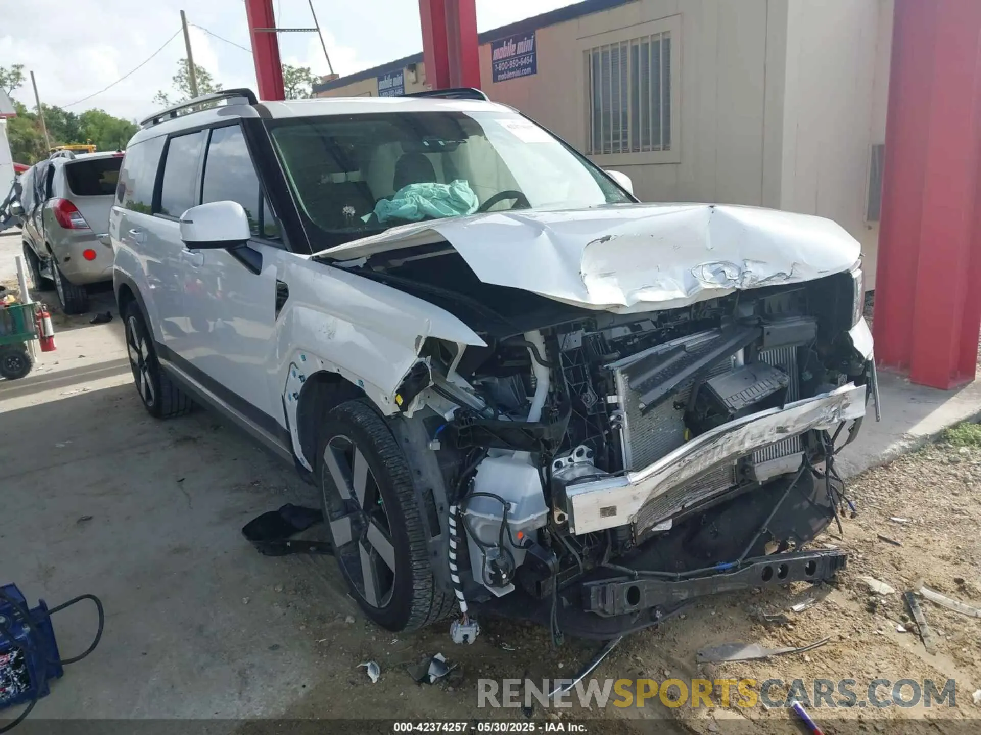 1 Photograph of a damaged car 5NMP44GL1RH029384 HYUNDAI SANTA FE 2024