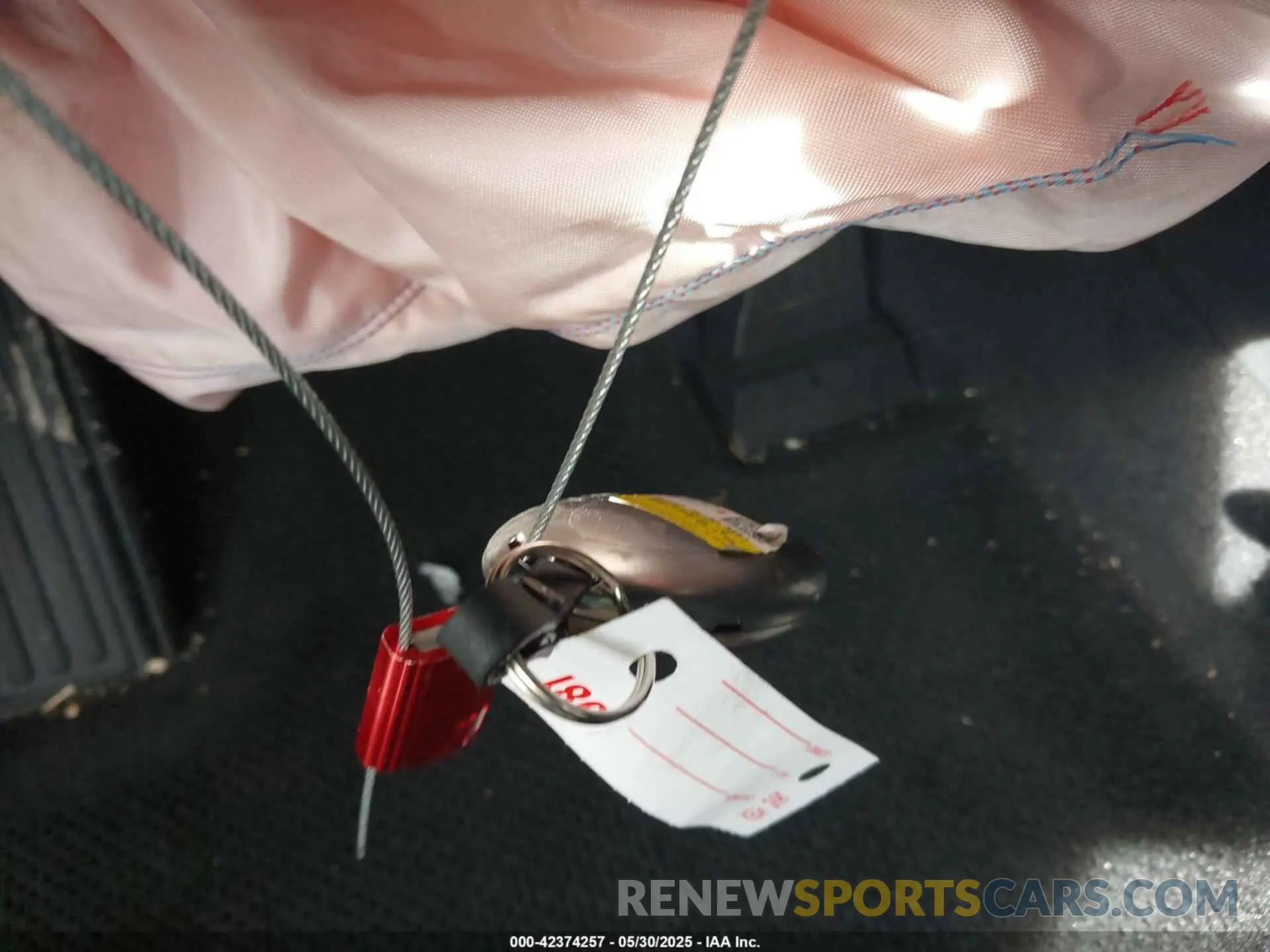 11 Photograph of a damaged car 5NMP44GL1RH029384 HYUNDAI SANTA FE 2024