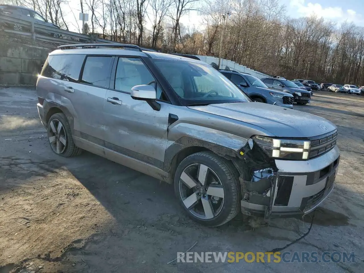 4 Photograph of a damaged car 5NMP4DGL0RH034205 HYUNDAI SANTA FE 2024
