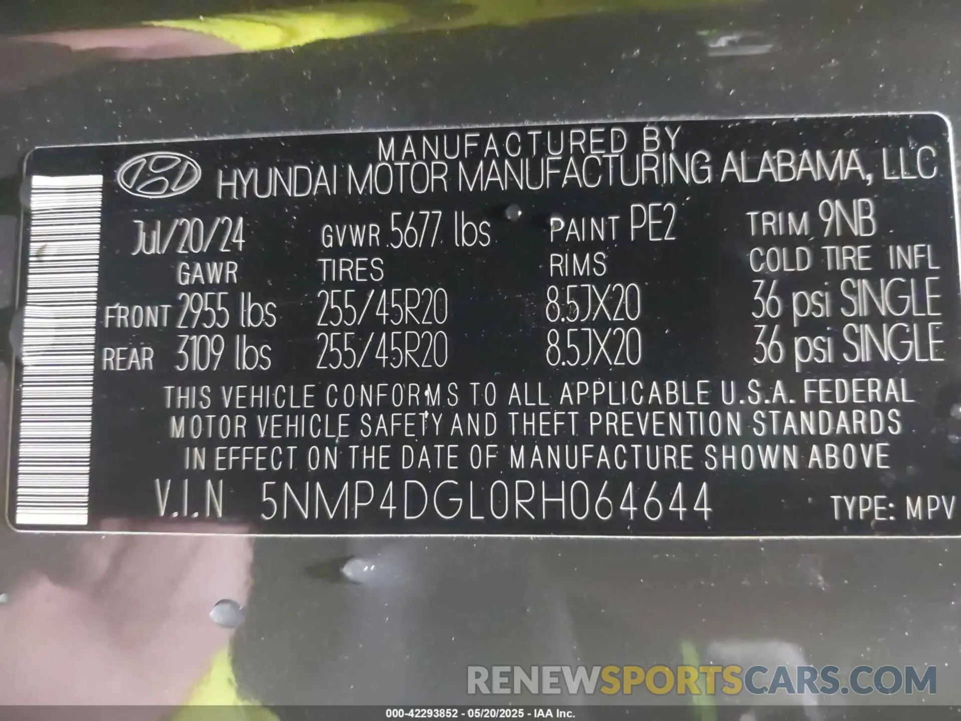 9 Photograph of a damaged car 5NMP4DGL0RH064644 HYUNDAI SANTA FE 2024