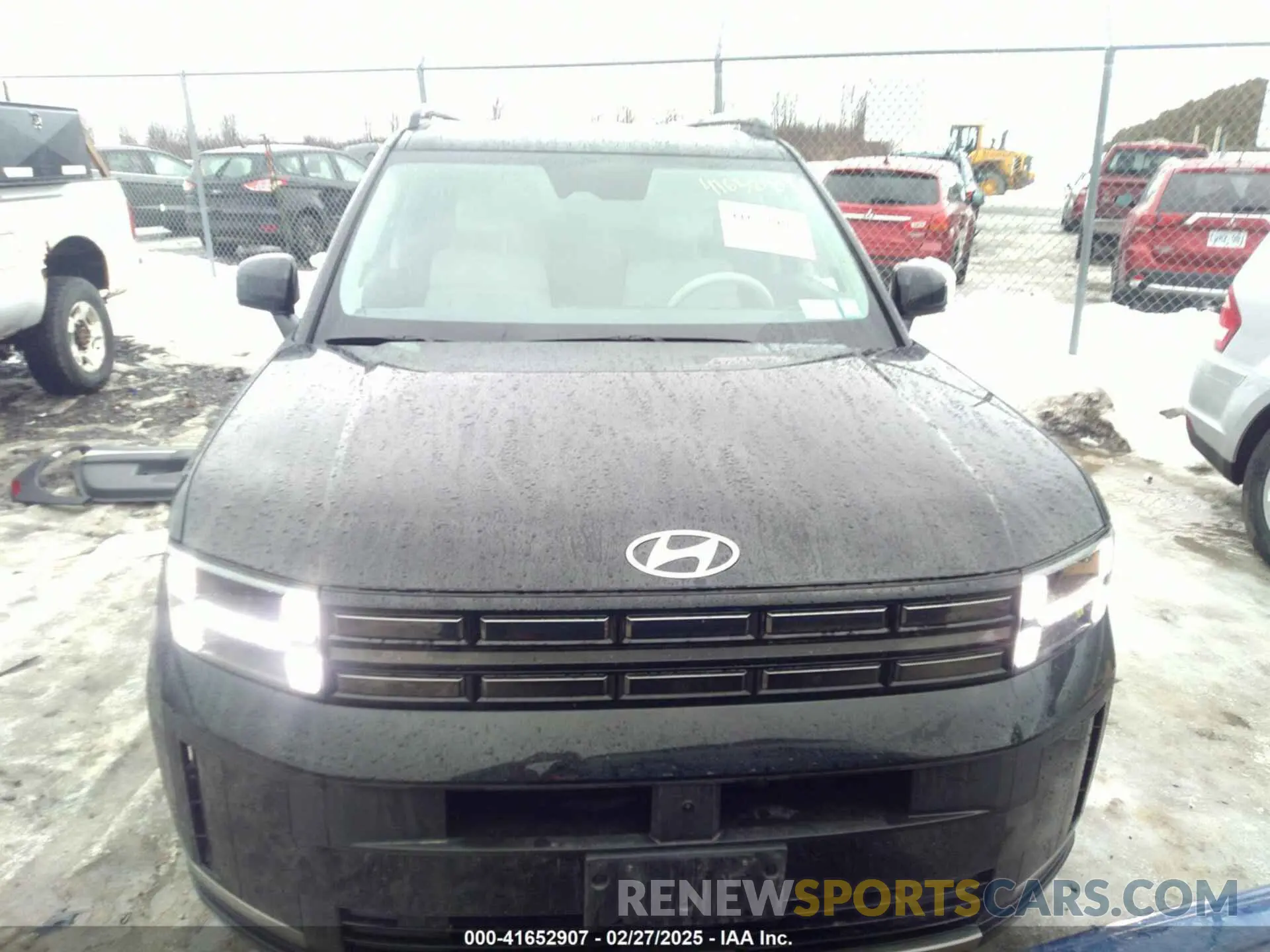 13 Photograph of a damaged car 5NMP4DGL2RH008639 HYUNDAI SANTA FE 2024