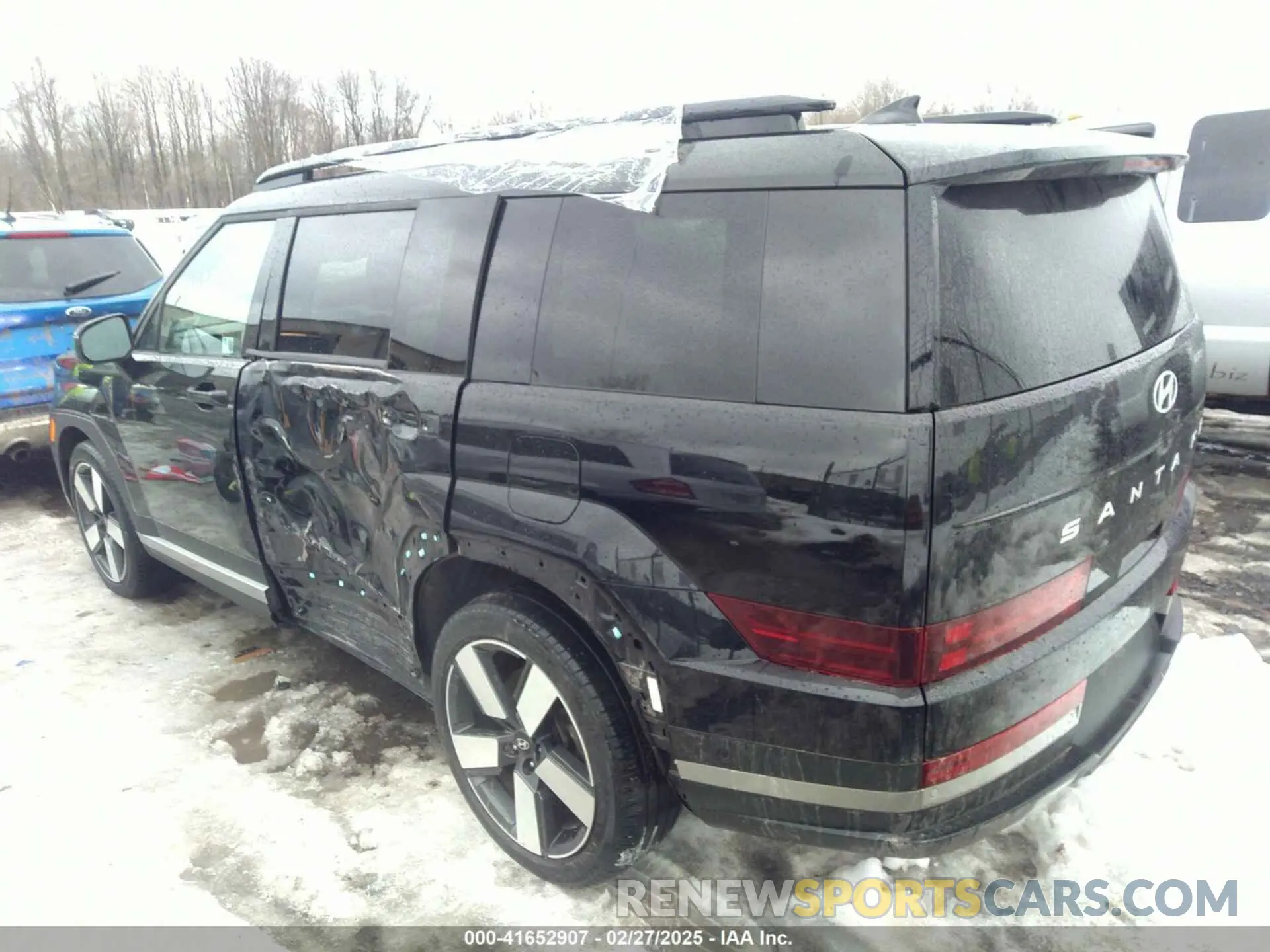 3 Photograph of a damaged car 5NMP4DGL2RH008639 HYUNDAI SANTA FE 2024