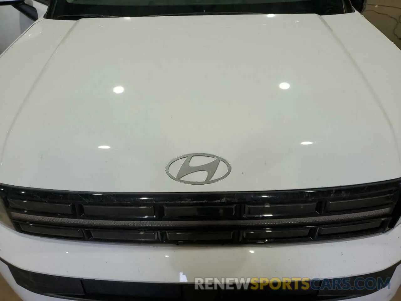 12 Photograph of a damaged car 5NMP4DGL3RH066520 HYUNDAI SANTA FE 2024
