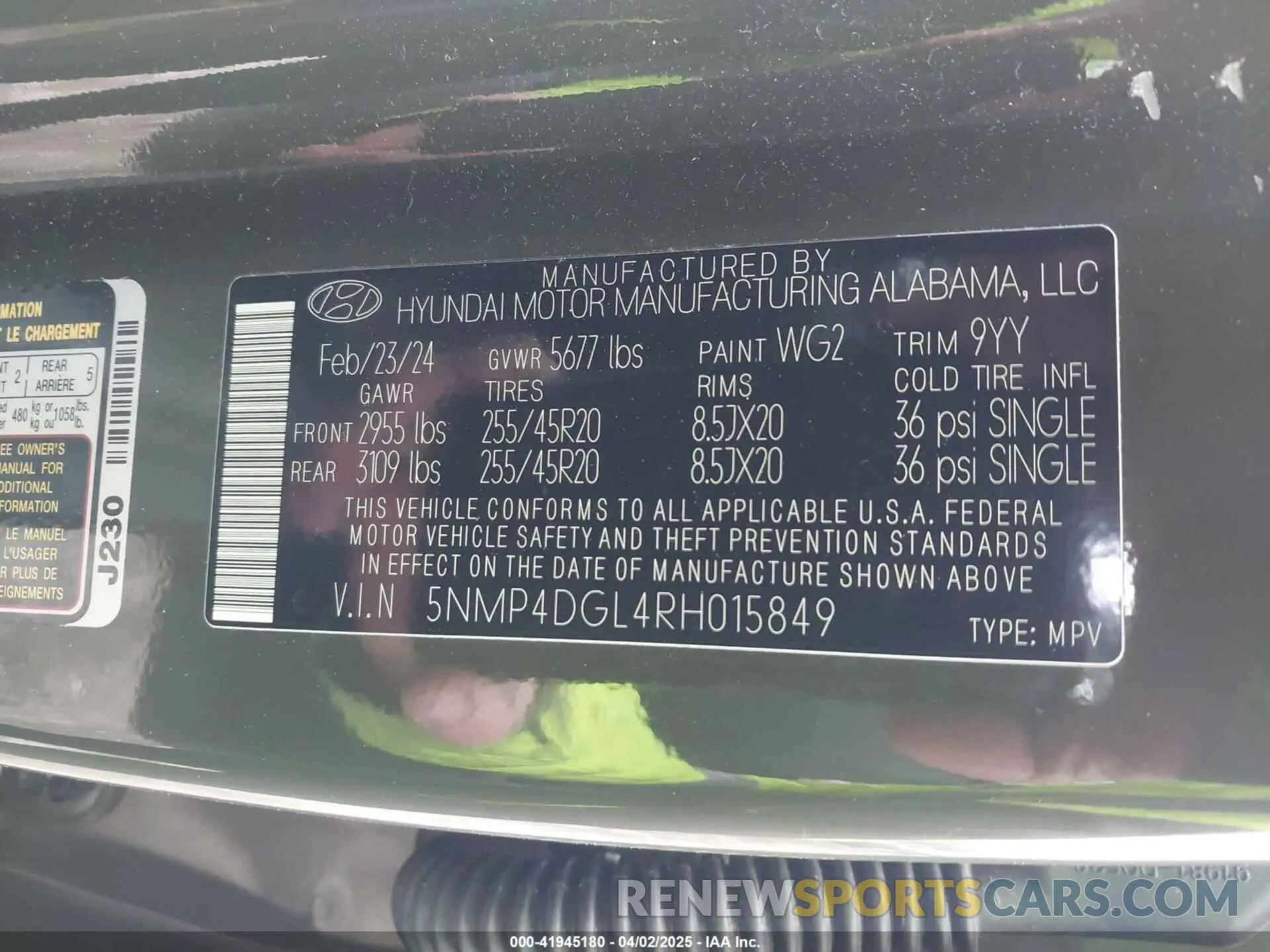 9 Photograph of a damaged car 5NMP4DGL4RH015849 HYUNDAI SANTA FE 2024