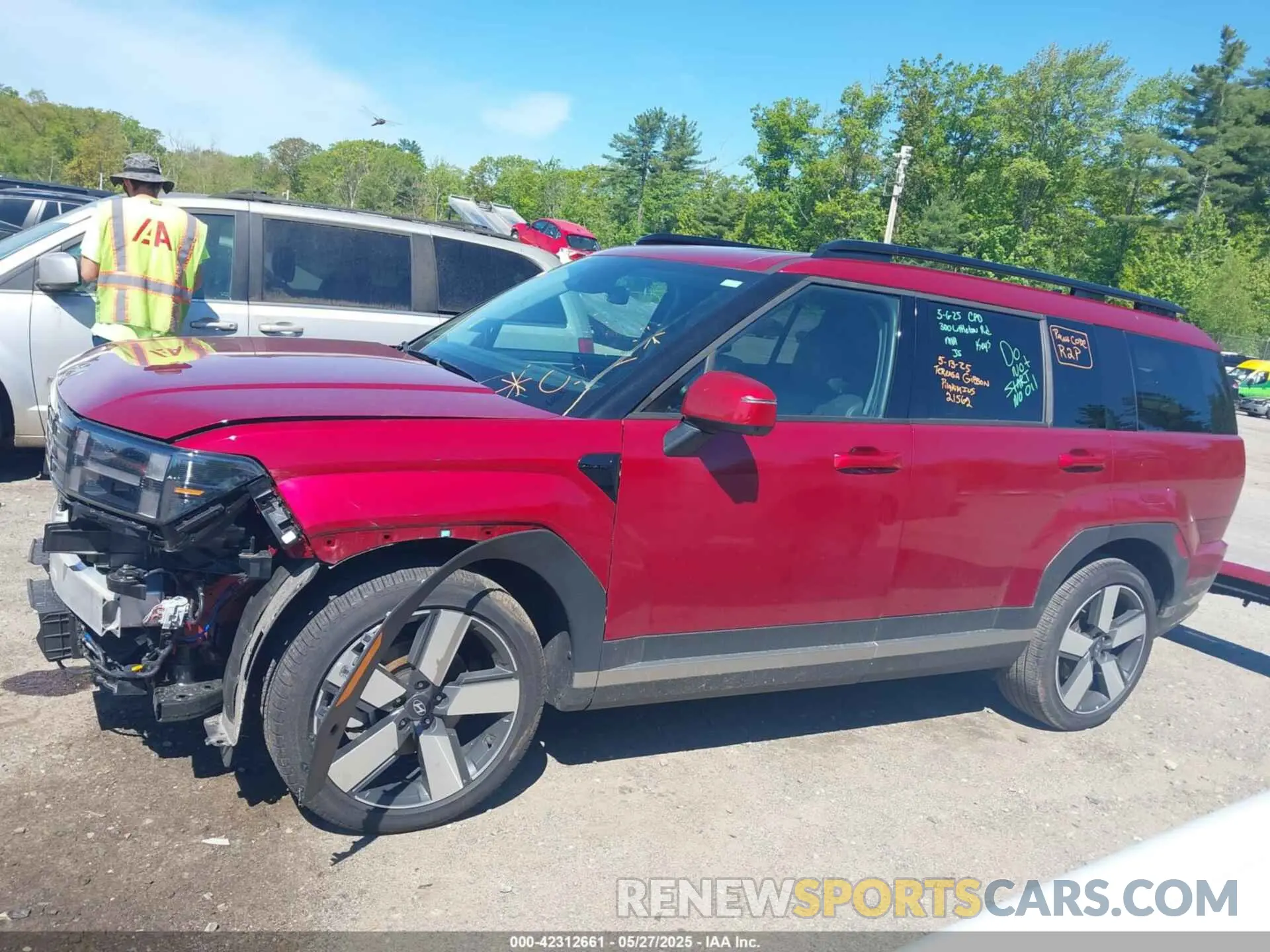 15 Photograph of a damaged car 5NMP4DGL4RH030920 HYUNDAI SANTA FE 2024