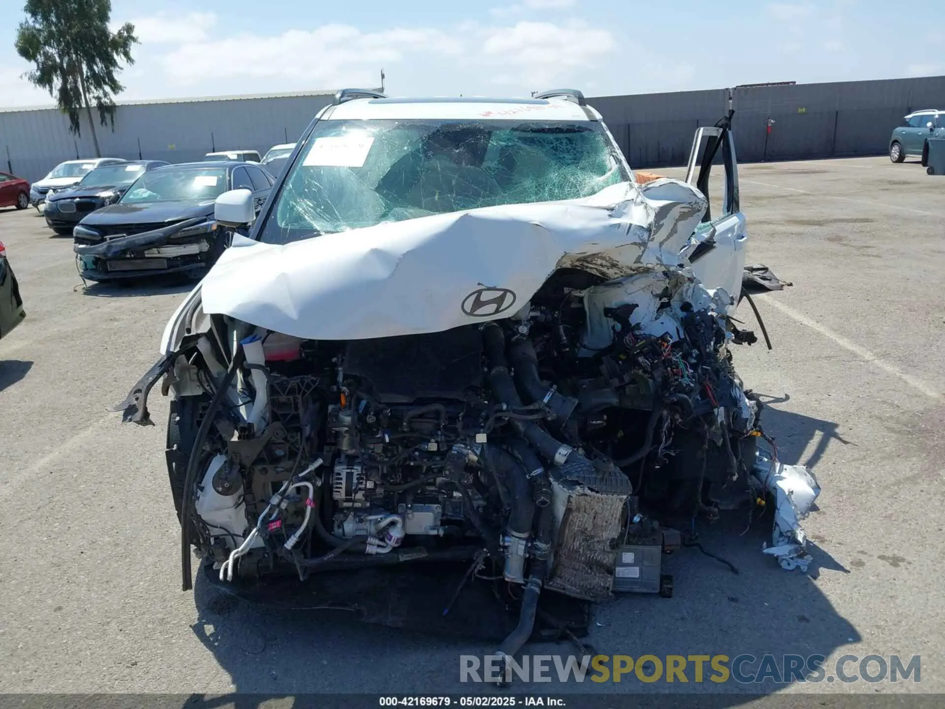 13 Photograph of a damaged car 5NMP54GL0RH043063 HYUNDAI SANTA FE 2024