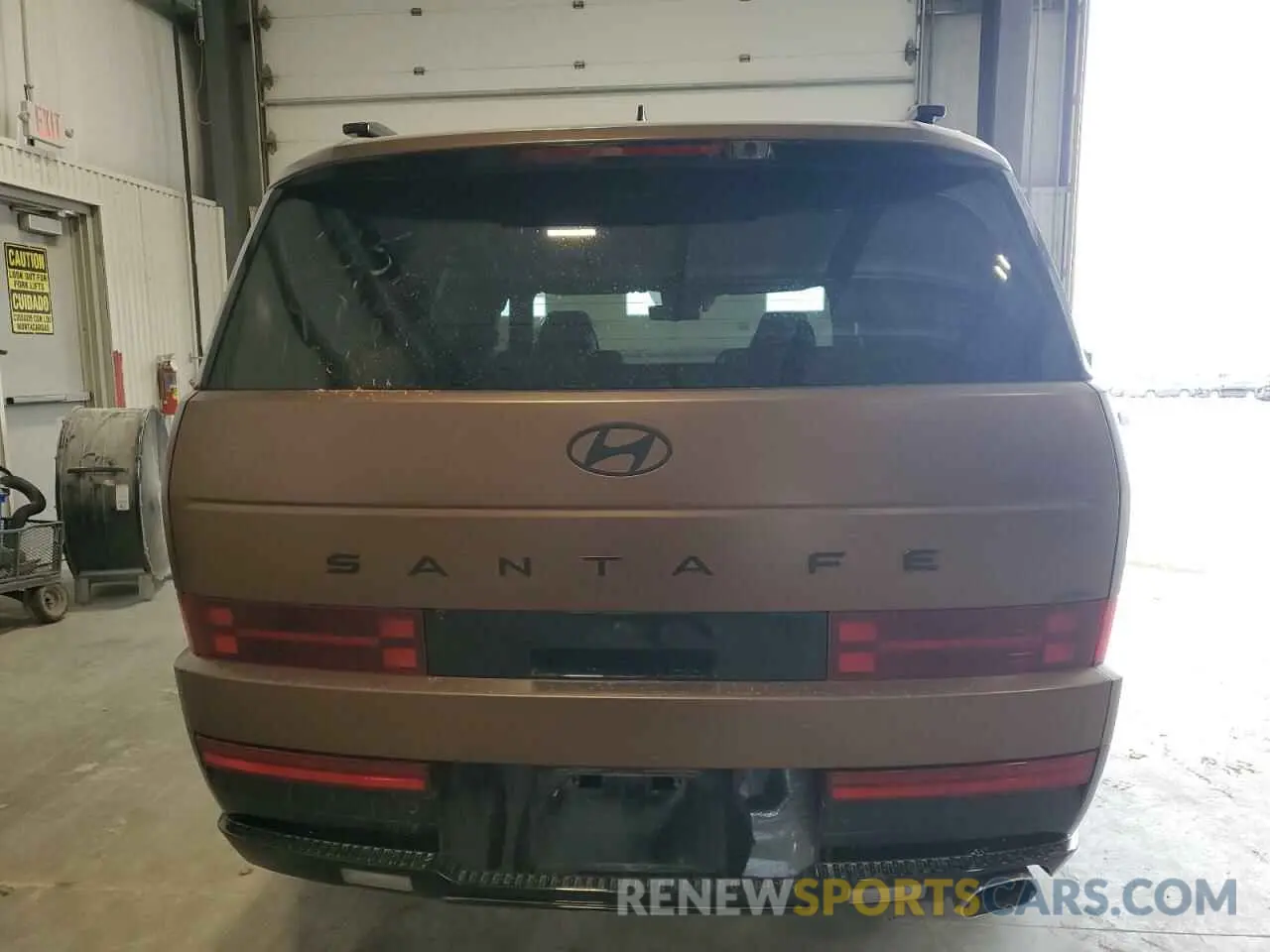 6 Photograph of a damaged car 5NMP5DGL3RH021638 HYUNDAI SANTA FE 2024