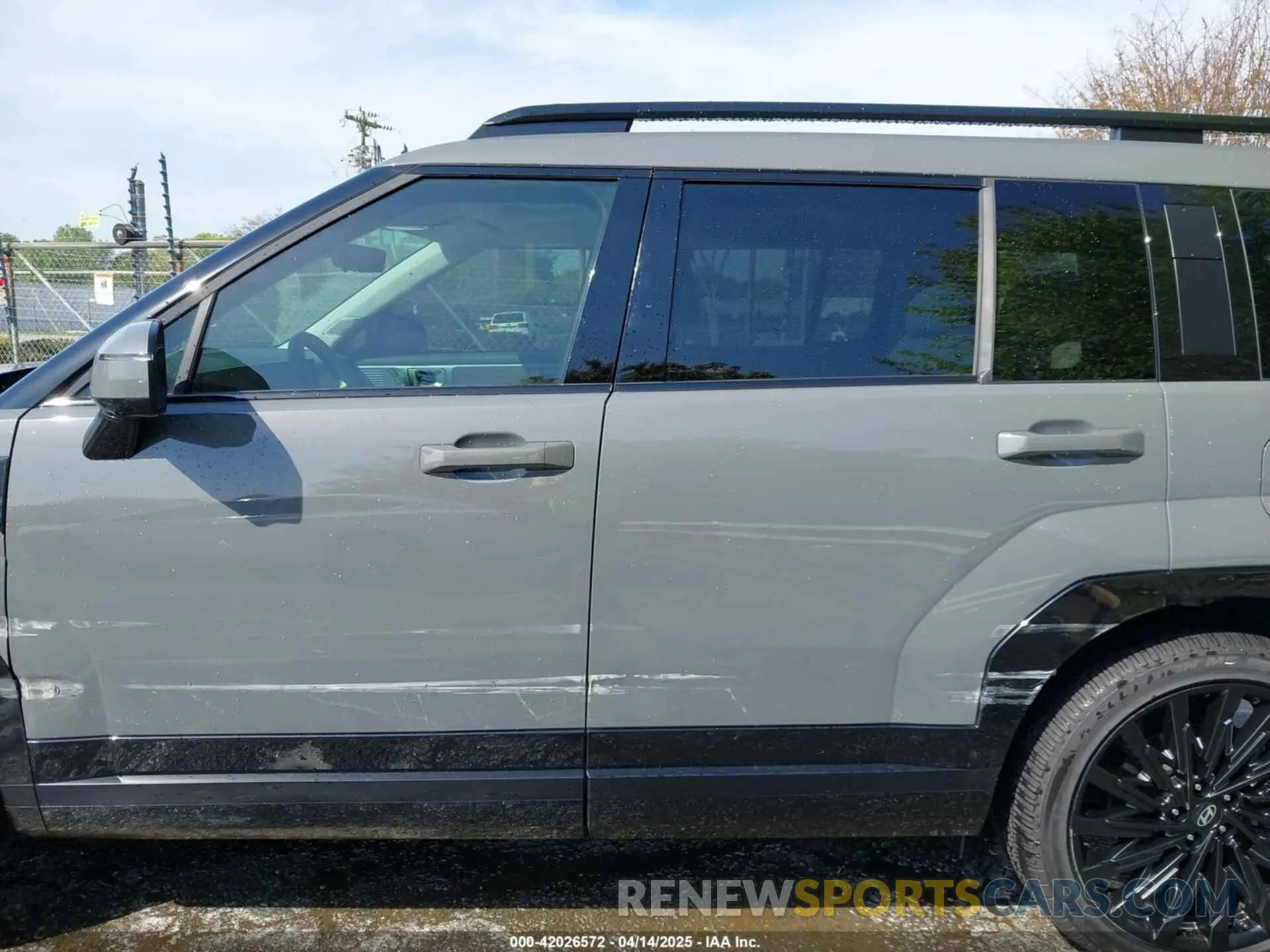 14 Photograph of a damaged car 5NMP5DGL4RH051120 HYUNDAI SANTA FE 2024