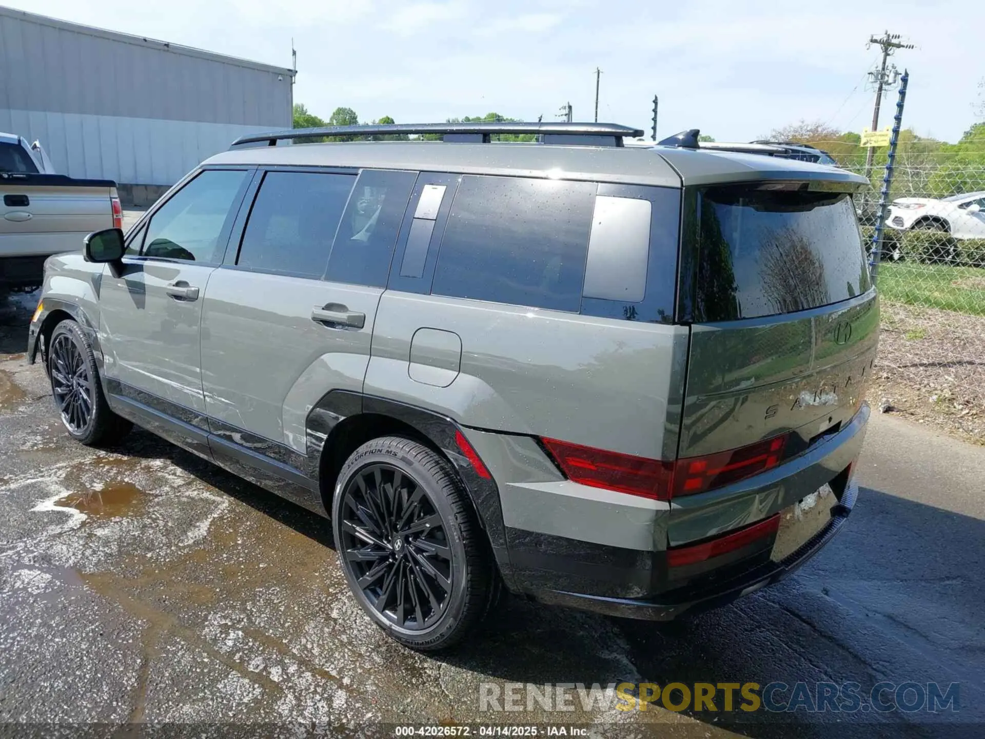 3 Photograph of a damaged car 5NMP5DGL4RH051120 HYUNDAI SANTA FE 2024