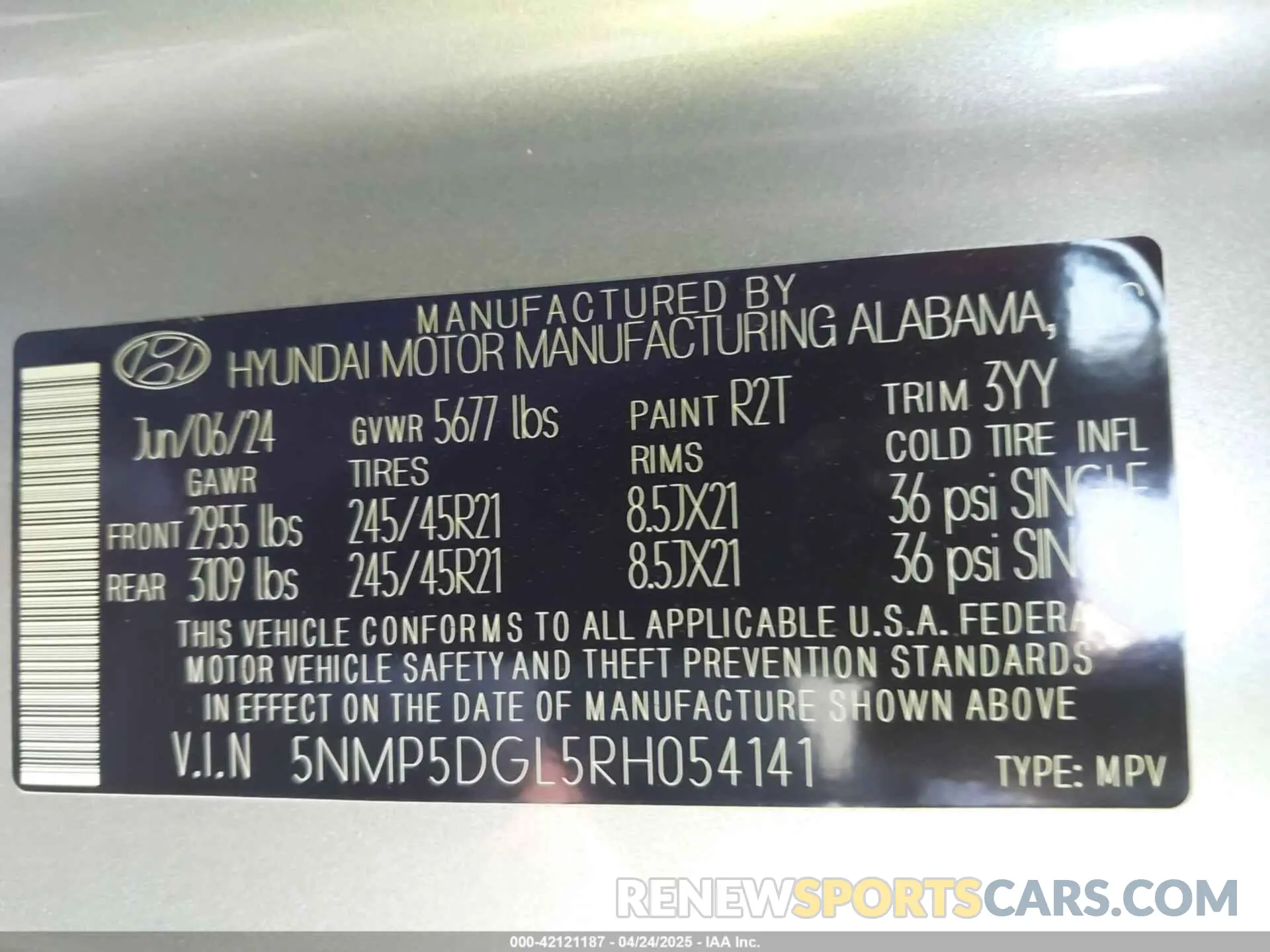 9 Photograph of a damaged car 5NMP5DGL5RH054141 HYUNDAI SANTA FE 2024