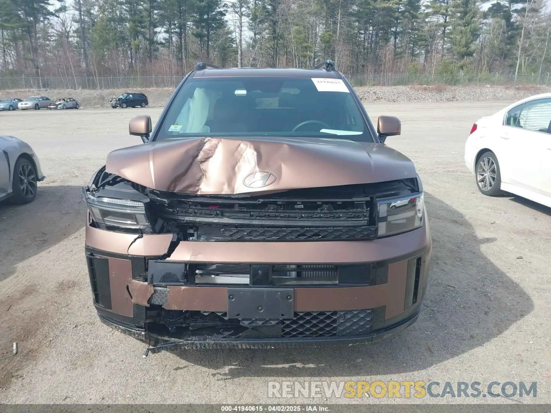 12 Photograph of a damaged car 5NMP5DGL7RH039138 HYUNDAI SANTA FE 2024