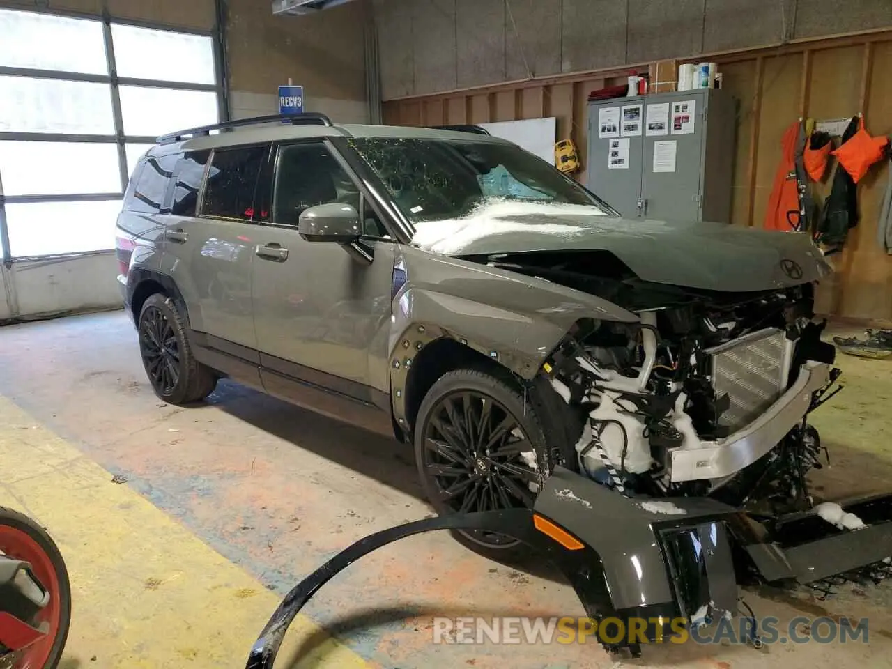 4 Photograph of a damaged car 5NMP5DGL9RH043045 HYUNDAI SANTA FE 2024