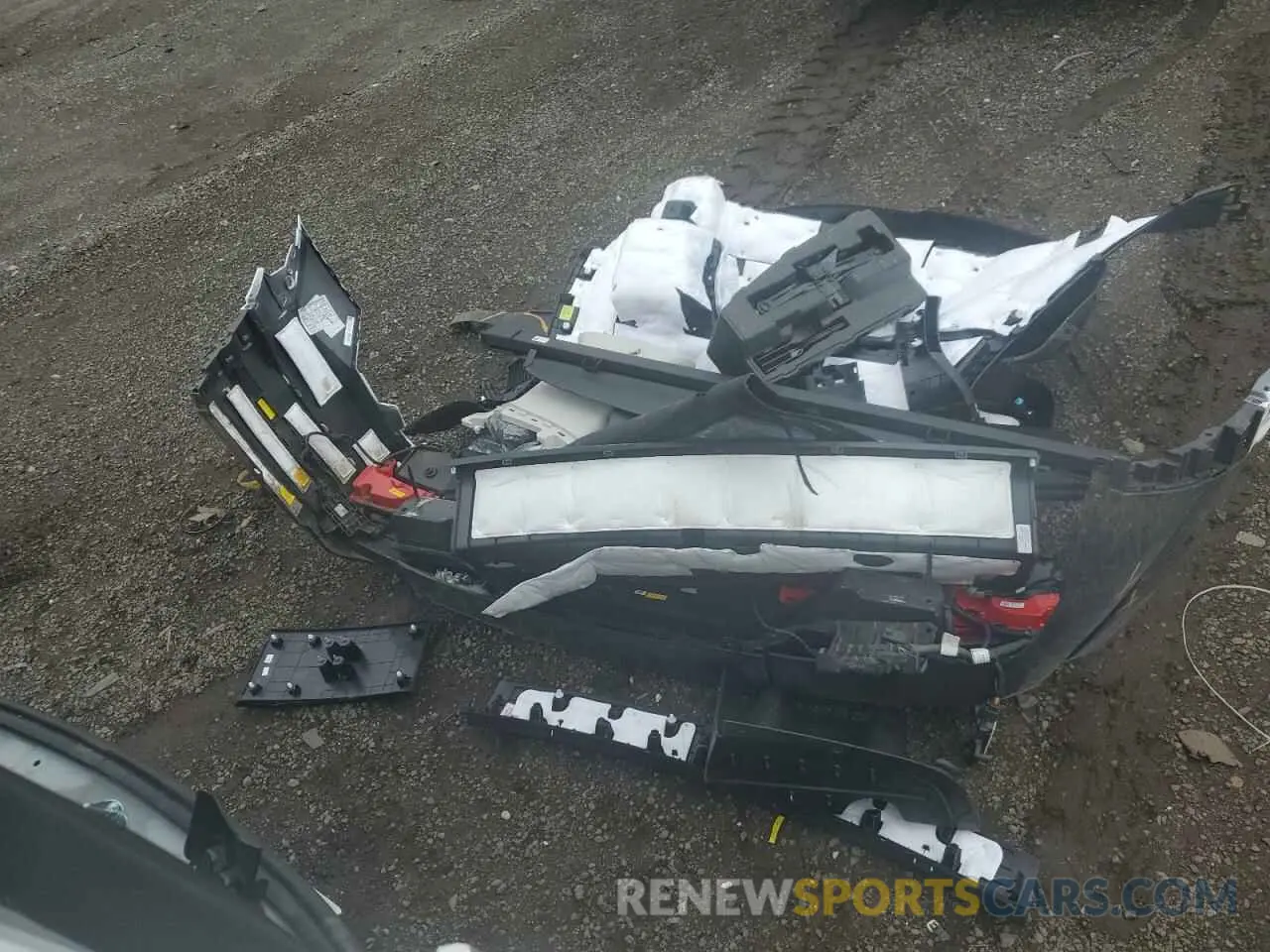 12 Photograph of a damaged car 5NMP1DGL4SH068808 HYUNDAI SANTA FE 2025