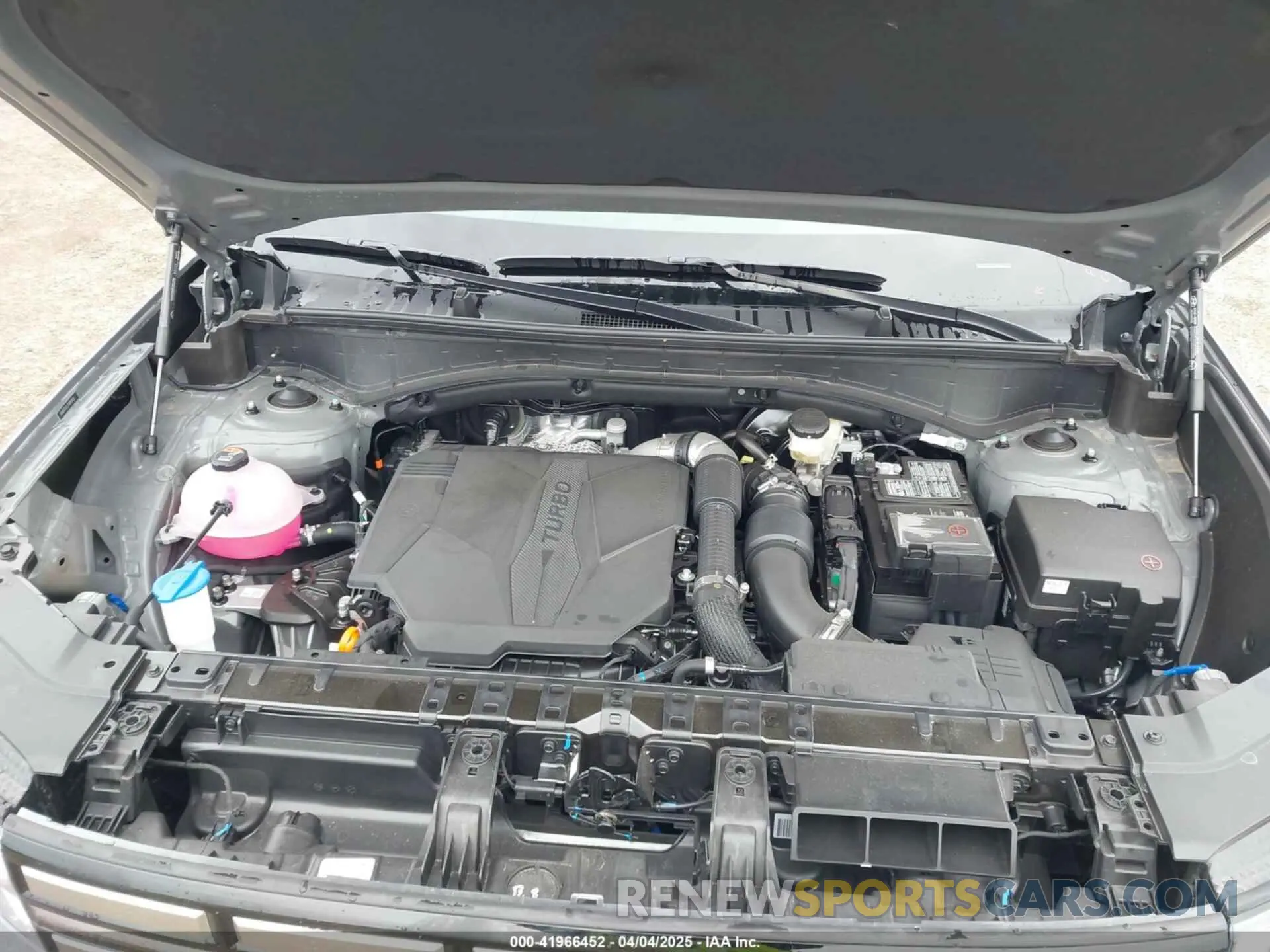 10 Photograph of a damaged car 5NMP1DGL7SH092455 HYUNDAI SANTA FE 2025