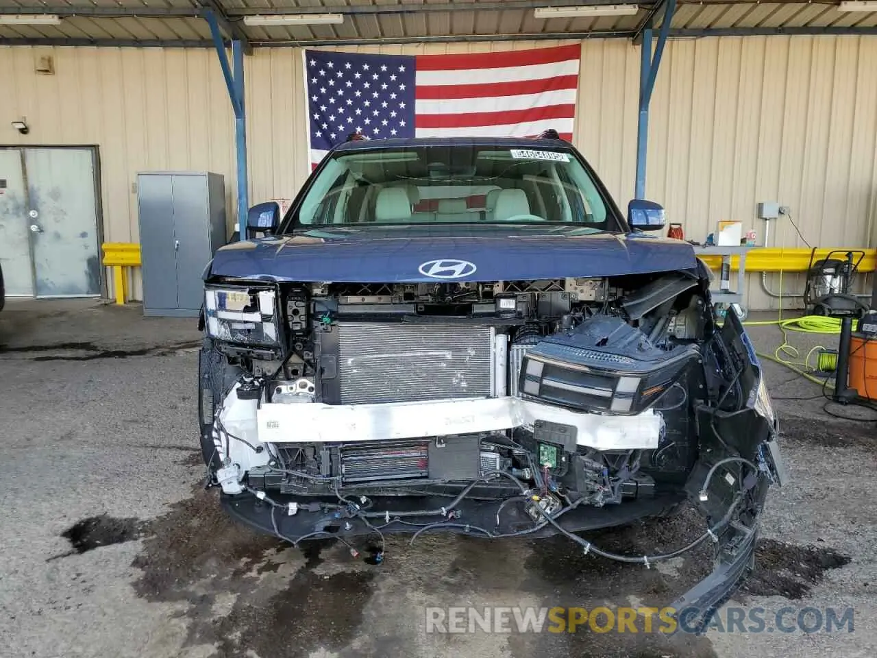 5 Photograph of a damaged car 5NMP24G14SH018227 HYUNDAI SANTA FE 2025