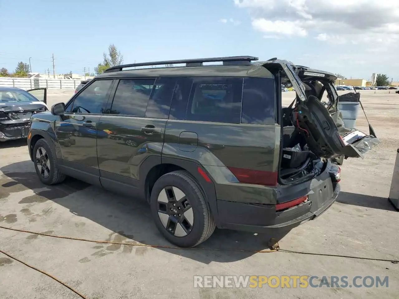 2 Photograph of a damaged car 5NMP24G15SH019483 HYUNDAI SANTA FE 2025