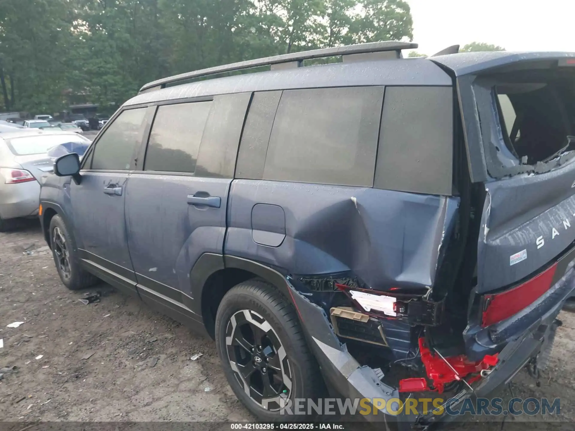 14 Photograph of a damaged car 5NMP24GL0SH085943 HYUNDAI SANTA FE 2025
