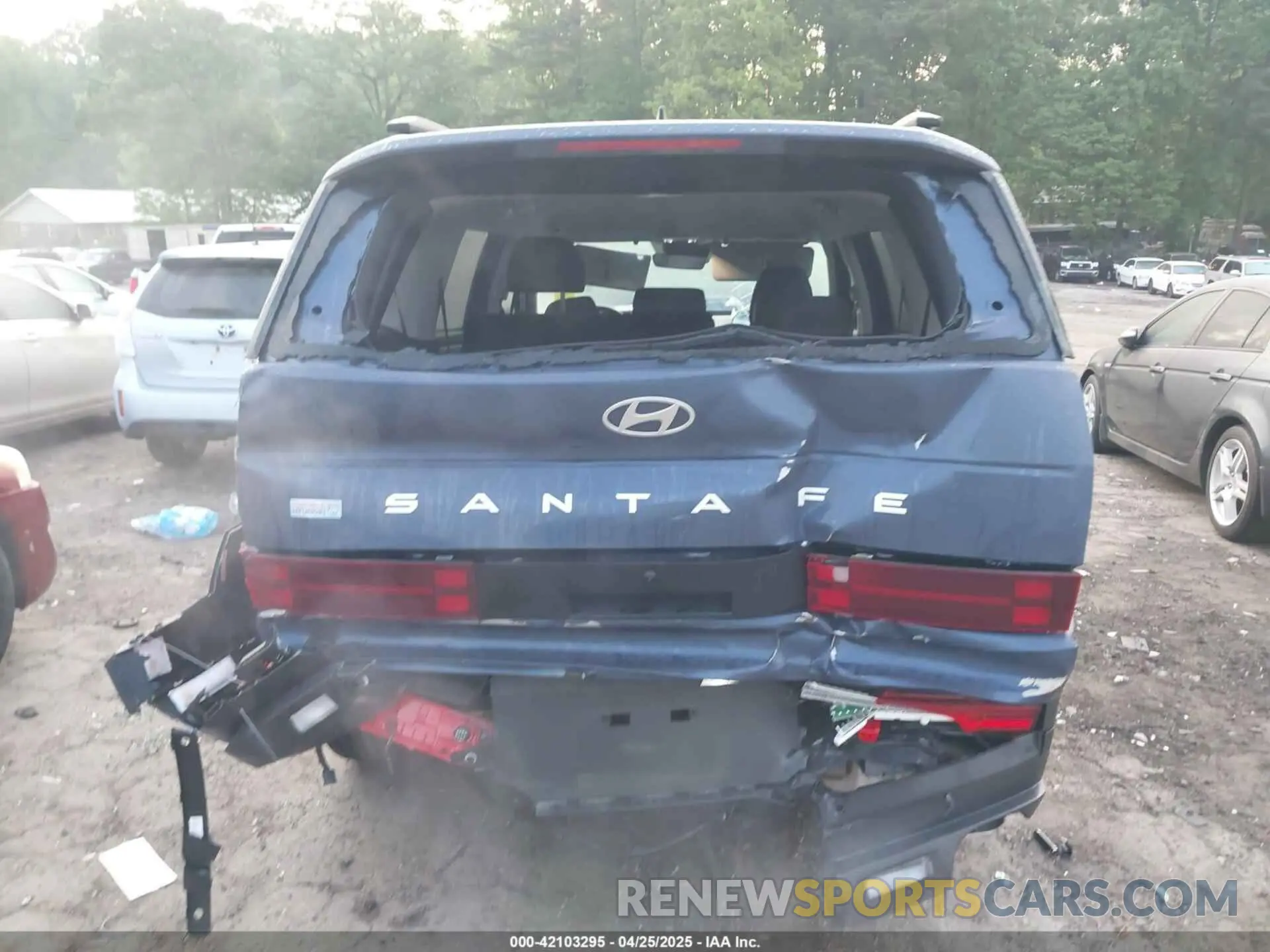 16 Photograph of a damaged car 5NMP24GL0SH085943 HYUNDAI SANTA FE 2025