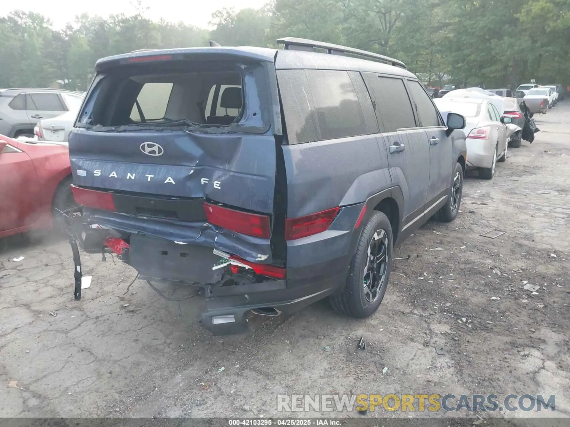 4 Photograph of a damaged car 5NMP24GL0SH085943 HYUNDAI SANTA FE 2025