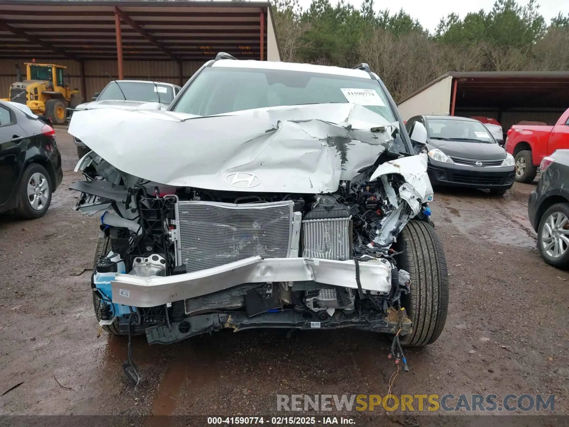 12 Photograph of a damaged car 5NMP24GL0SH107861 HYUNDAI SANTA FE 2025