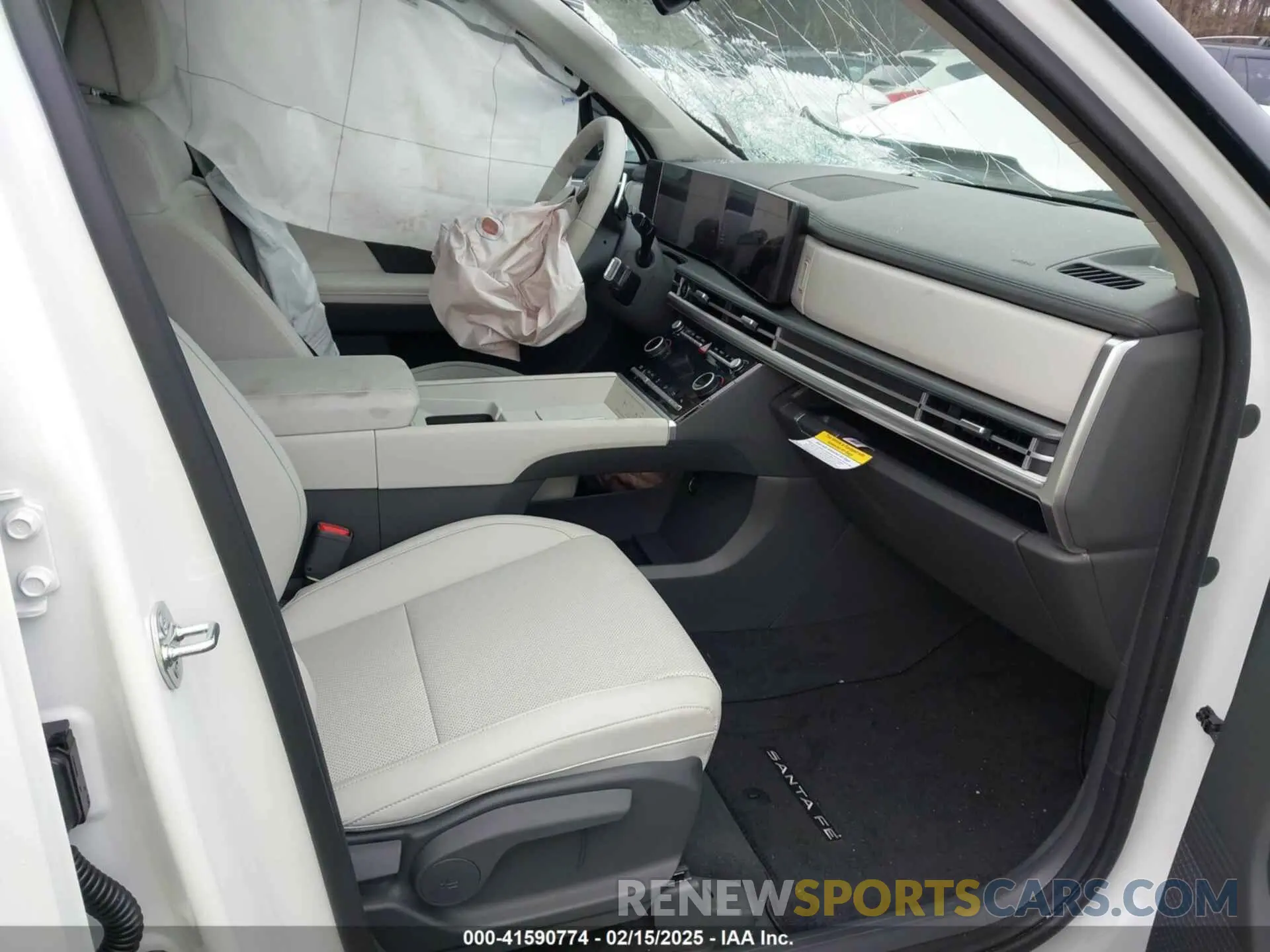 5 Photograph of a damaged car 5NMP24GL0SH107861 HYUNDAI SANTA FE 2025