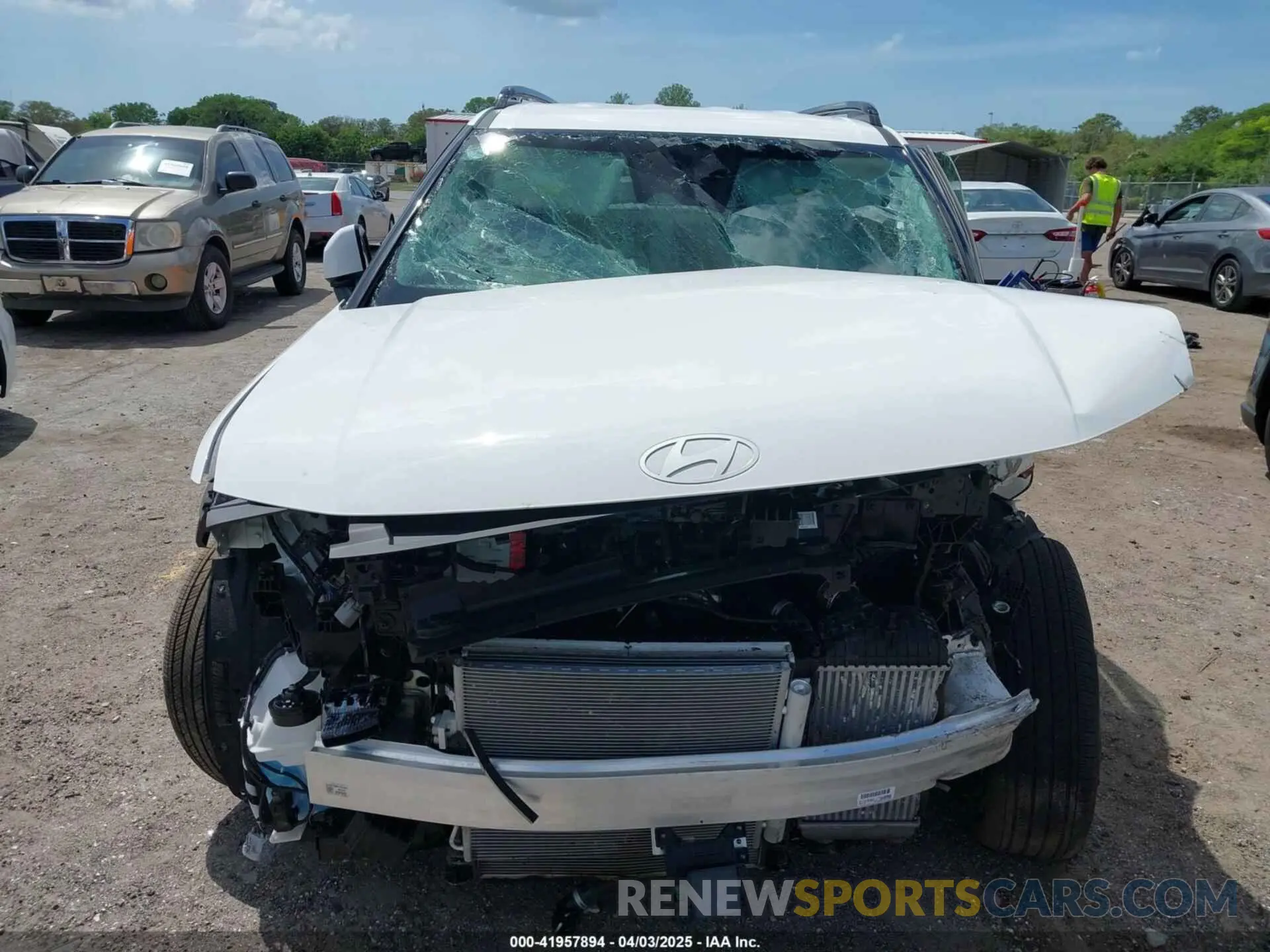 11 Photograph of a damaged car 5NMP24GL1SH082601 HYUNDAI SANTA FE 2025