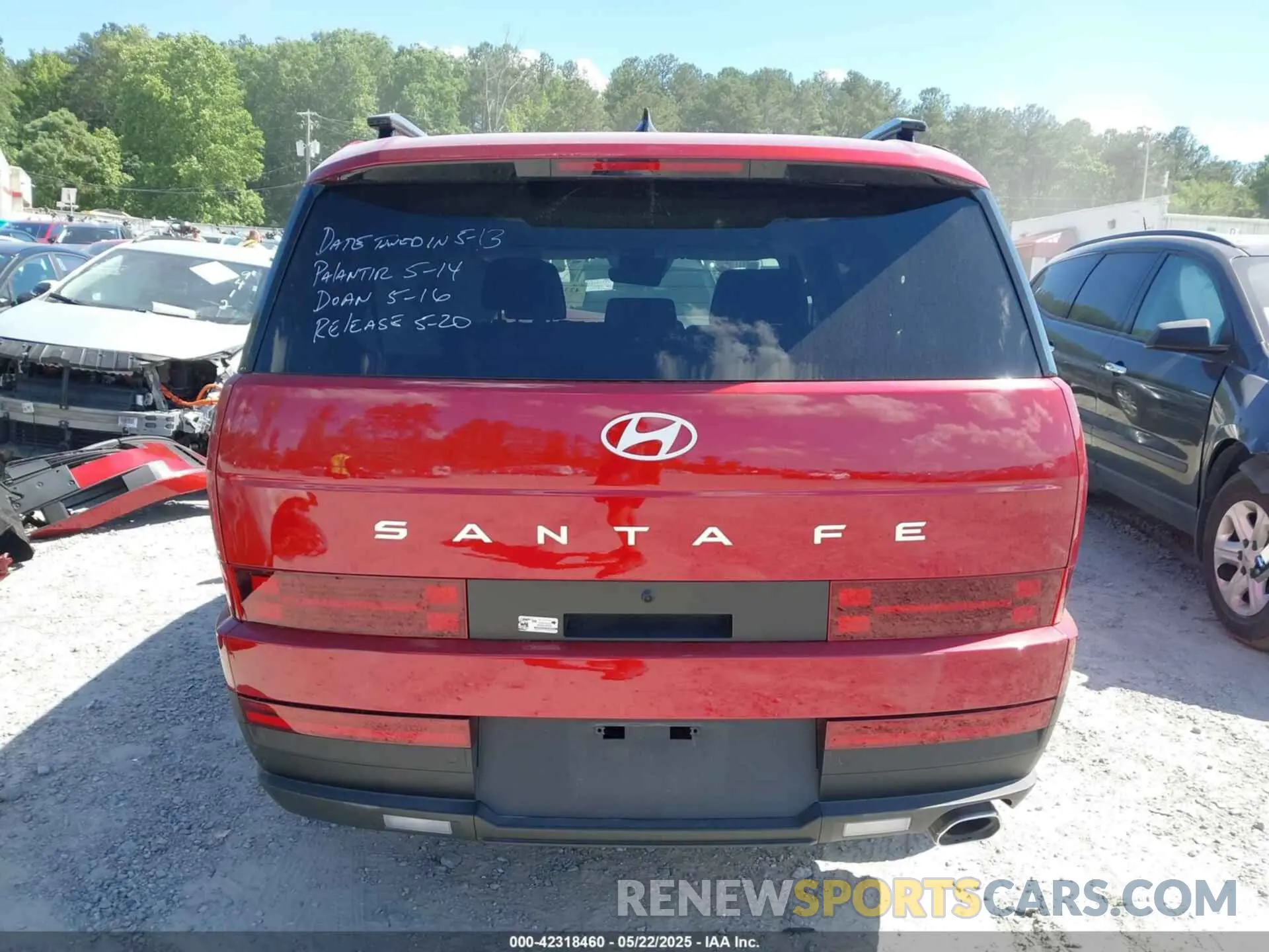 15 Photograph of a damaged car 5NMP24GL2SH098970 HYUNDAI SANTA FE 2025