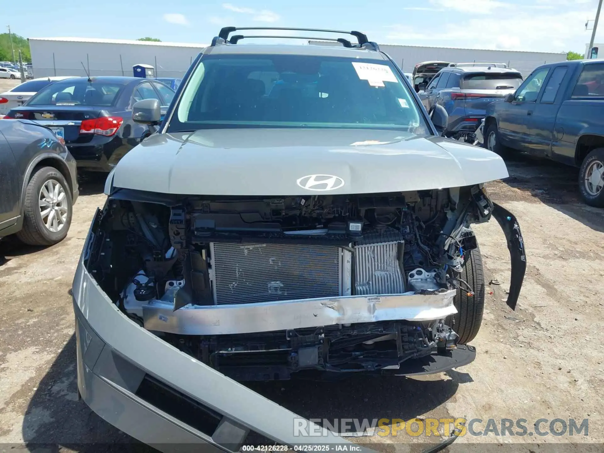 13 Photograph of a damaged car 5NMP24GL7SH104567 HYUNDAI SANTA FE 2025