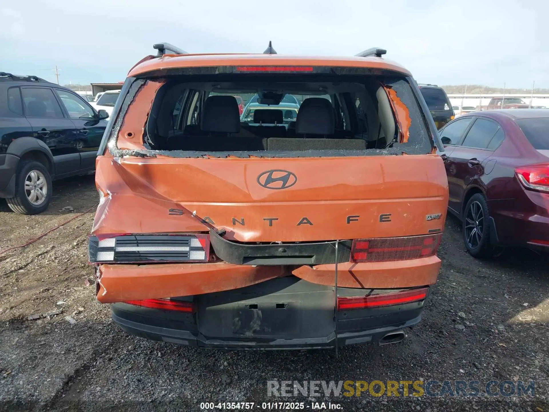 16 Photograph of a damaged car 5NMP3DGL1SH071689 HYUNDAI SANTA FE 2025