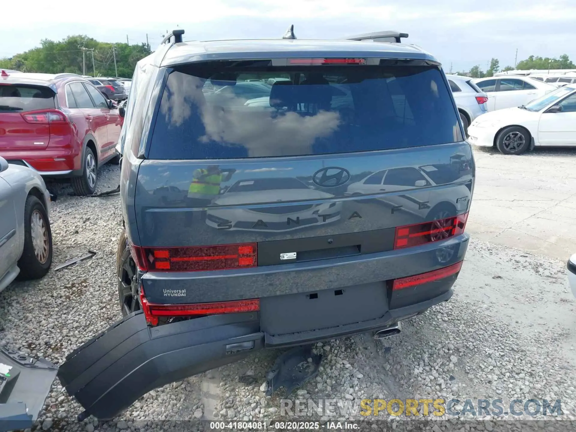 17 Photograph of a damaged car 5NMP3DGLXSH118704 HYUNDAI SANTA FE 2025